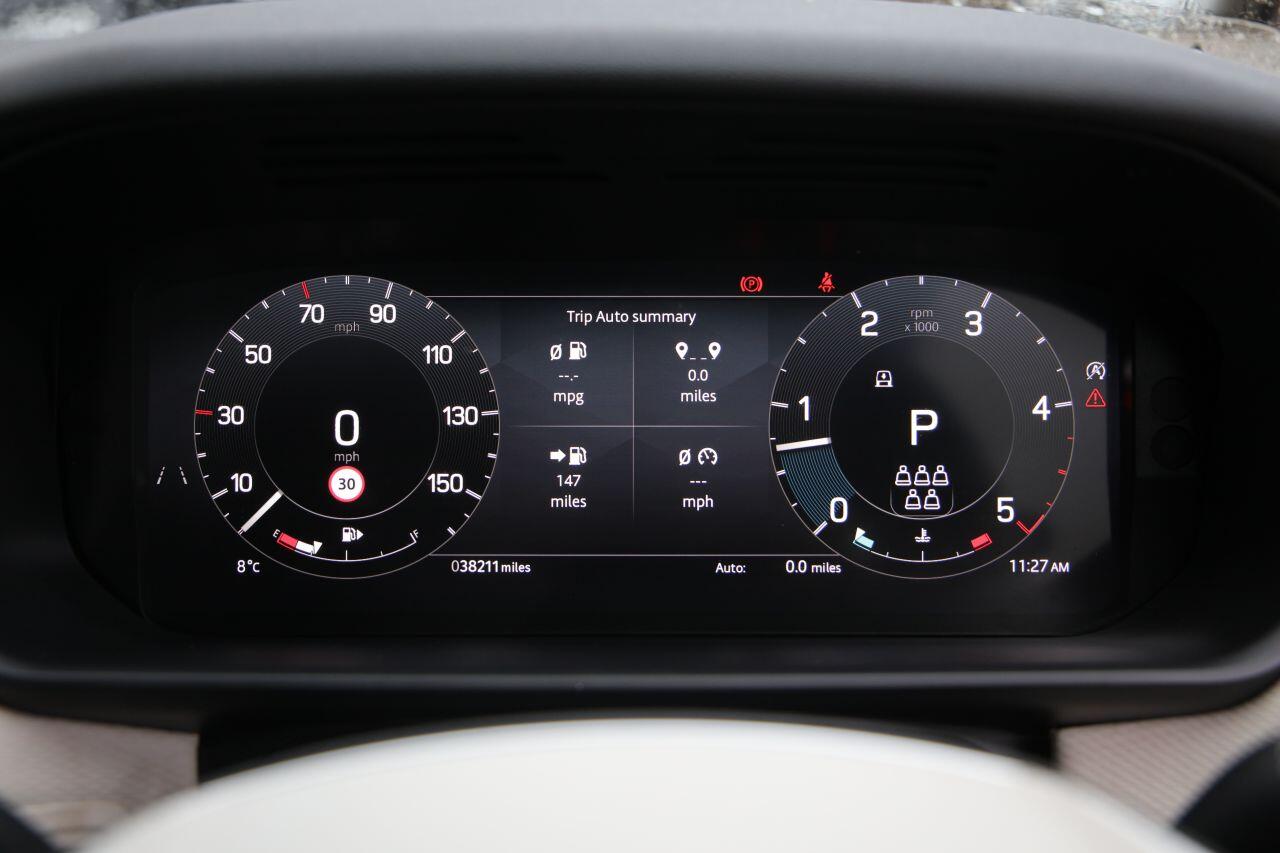 Land Rover Discovery view 42