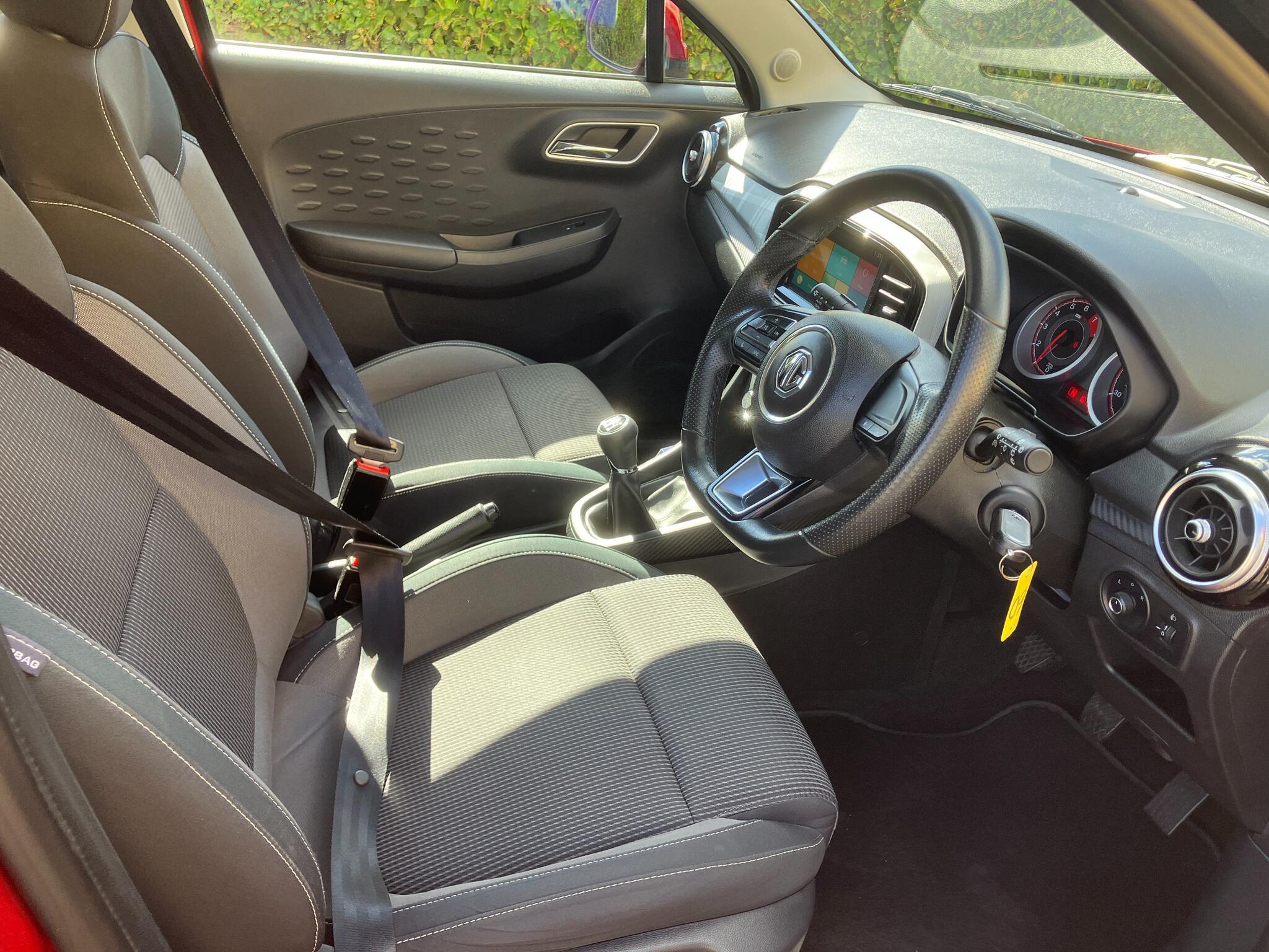 MG MG3 view 8