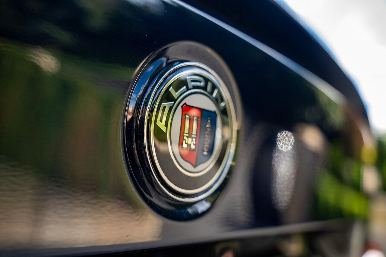 BMW Alpina D3 view 9