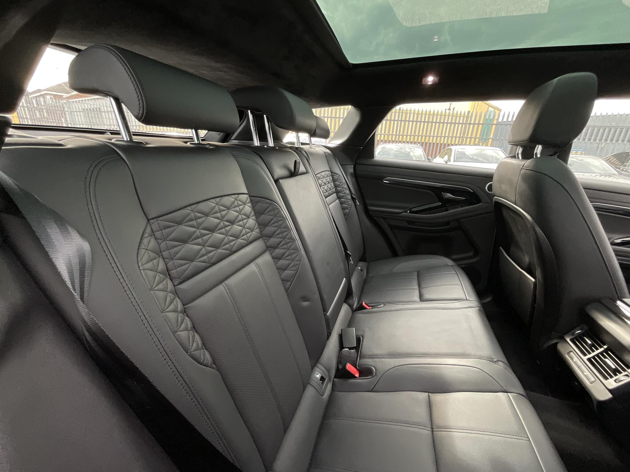 Land Rover Range Rover Evoque view 11