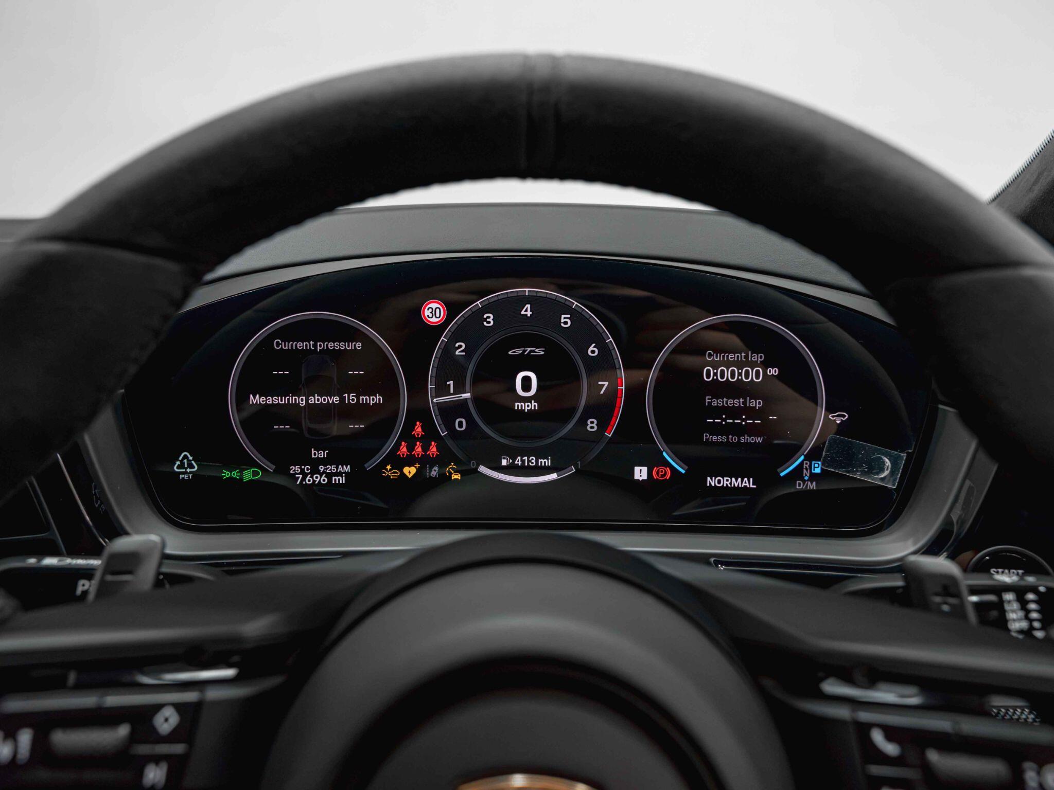 Porsche Cayenne view 20