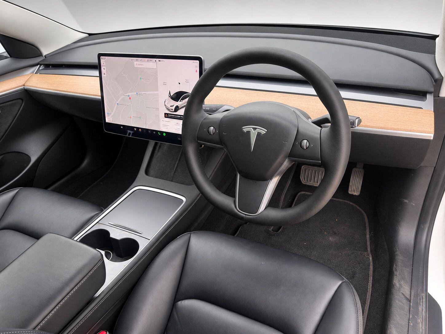 Tesla Model 3 view 18