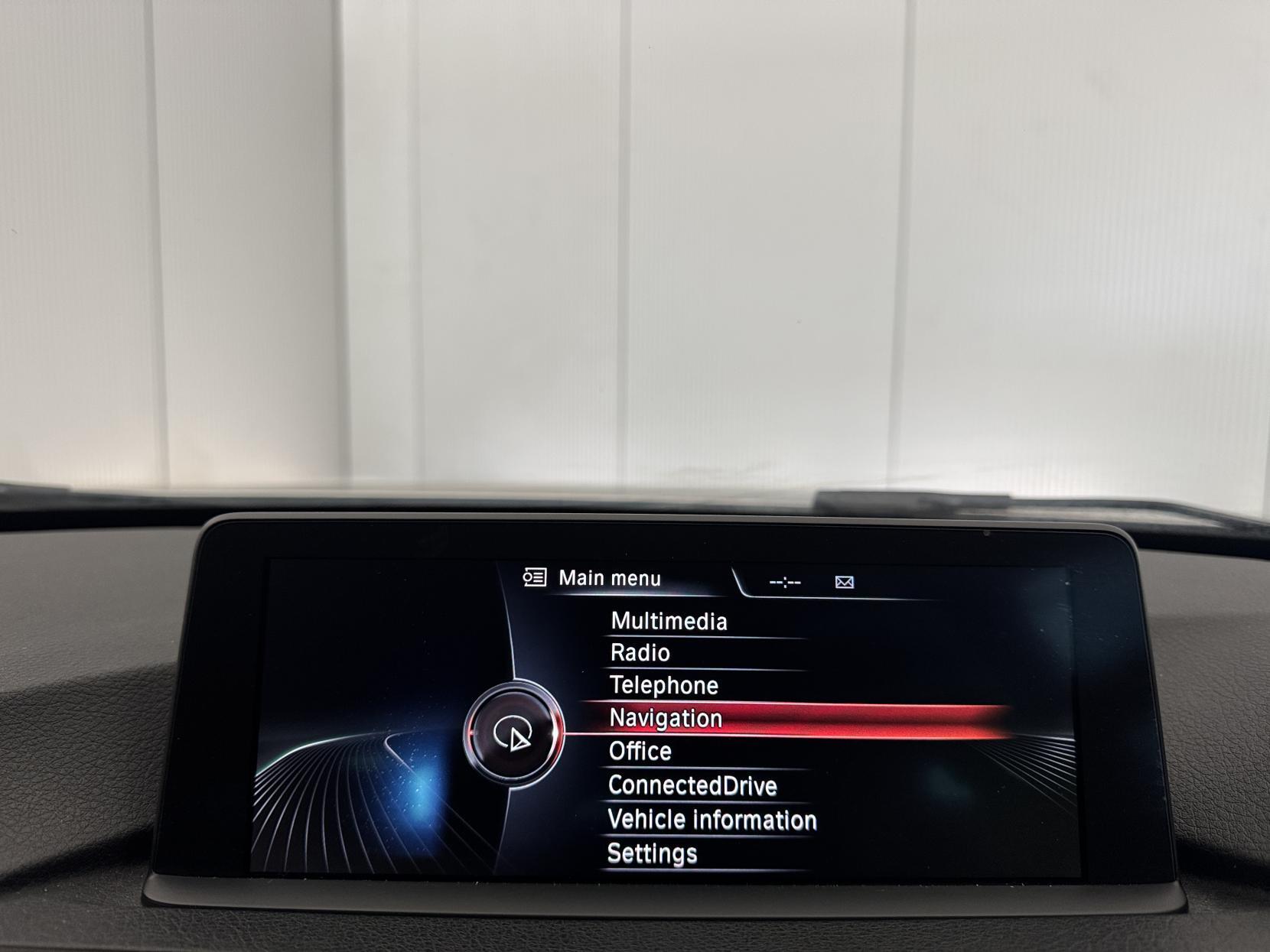 BMW 3 Series view 72