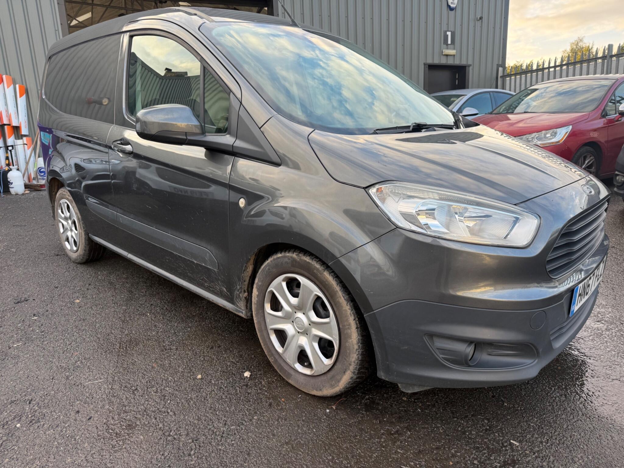 Ford Transit Courier
