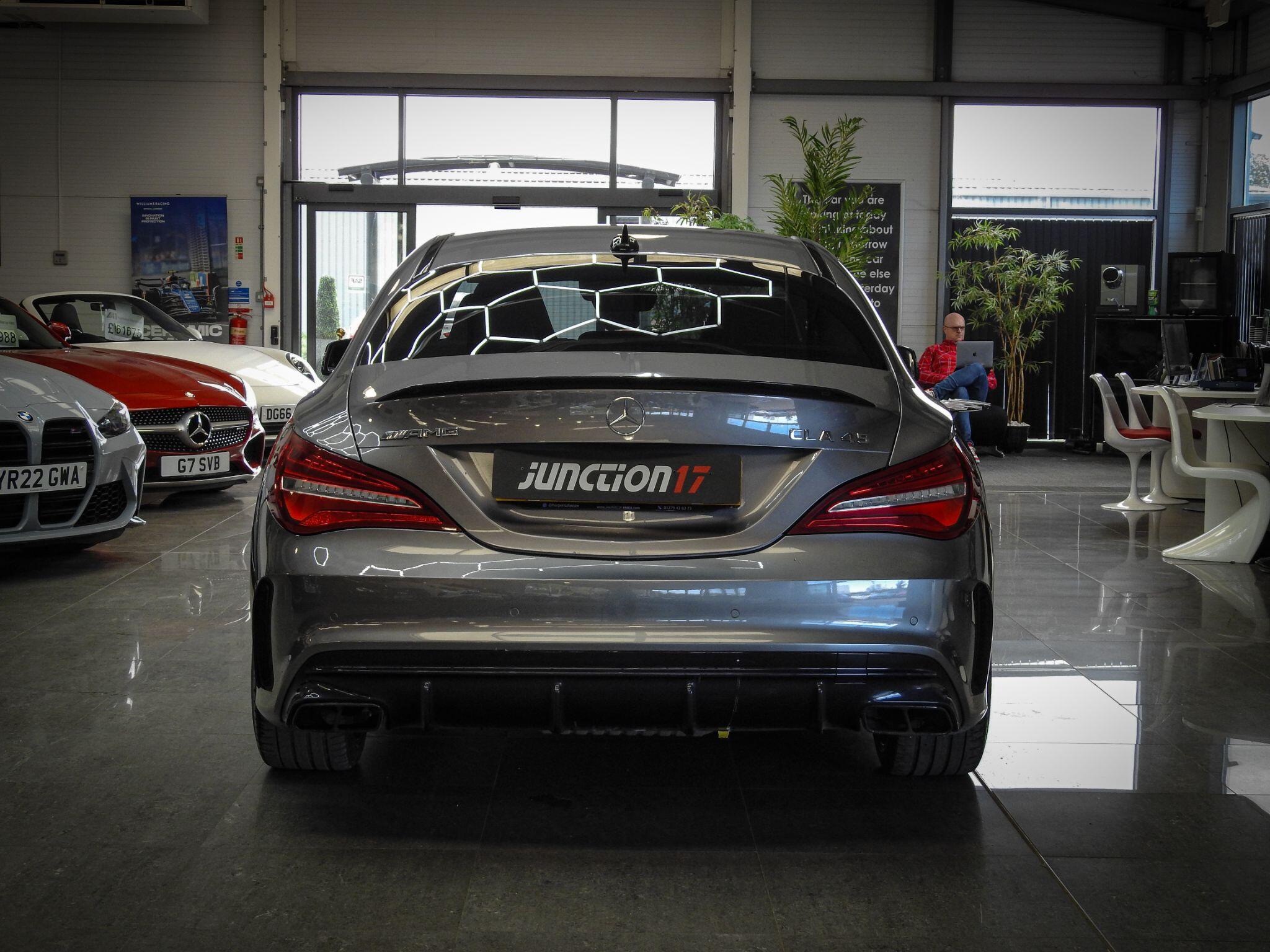Mercedes-Benz Cla view 13