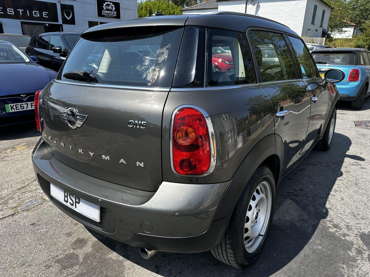 Mini Countryman view 15