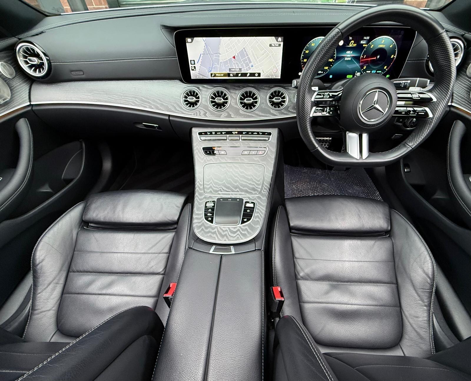 Mercedes-Benz E-Class view 82