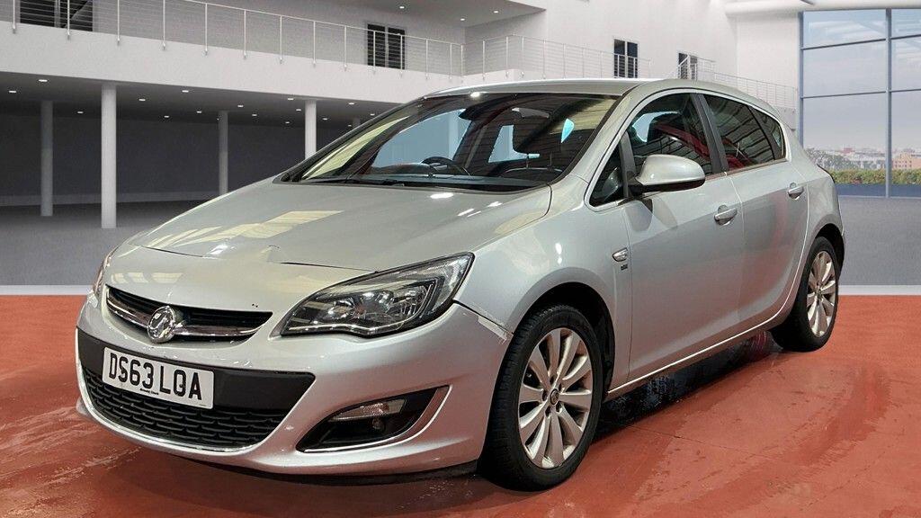 Vauxhall Astra view 2