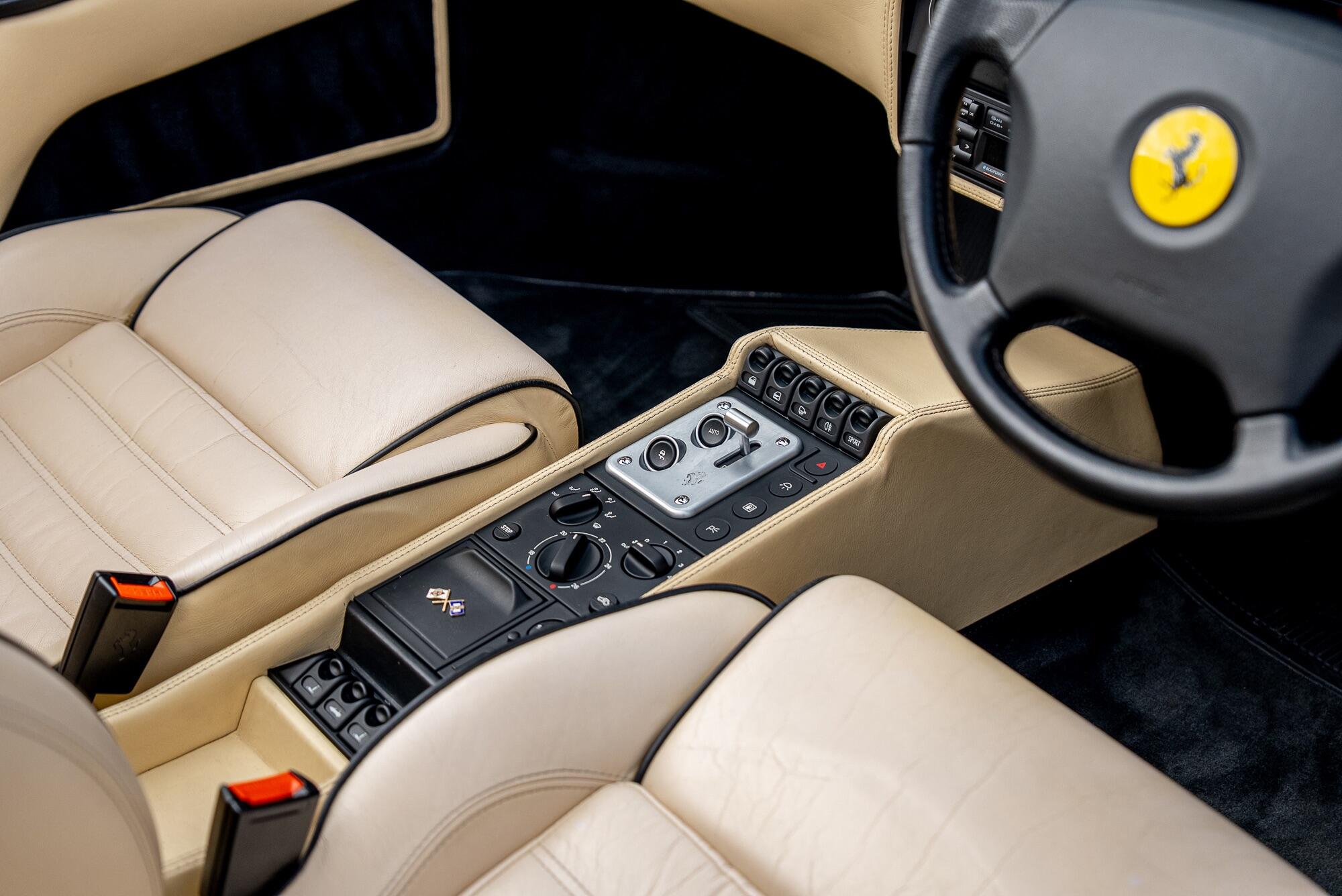 Ferrari 355 F1 view 36