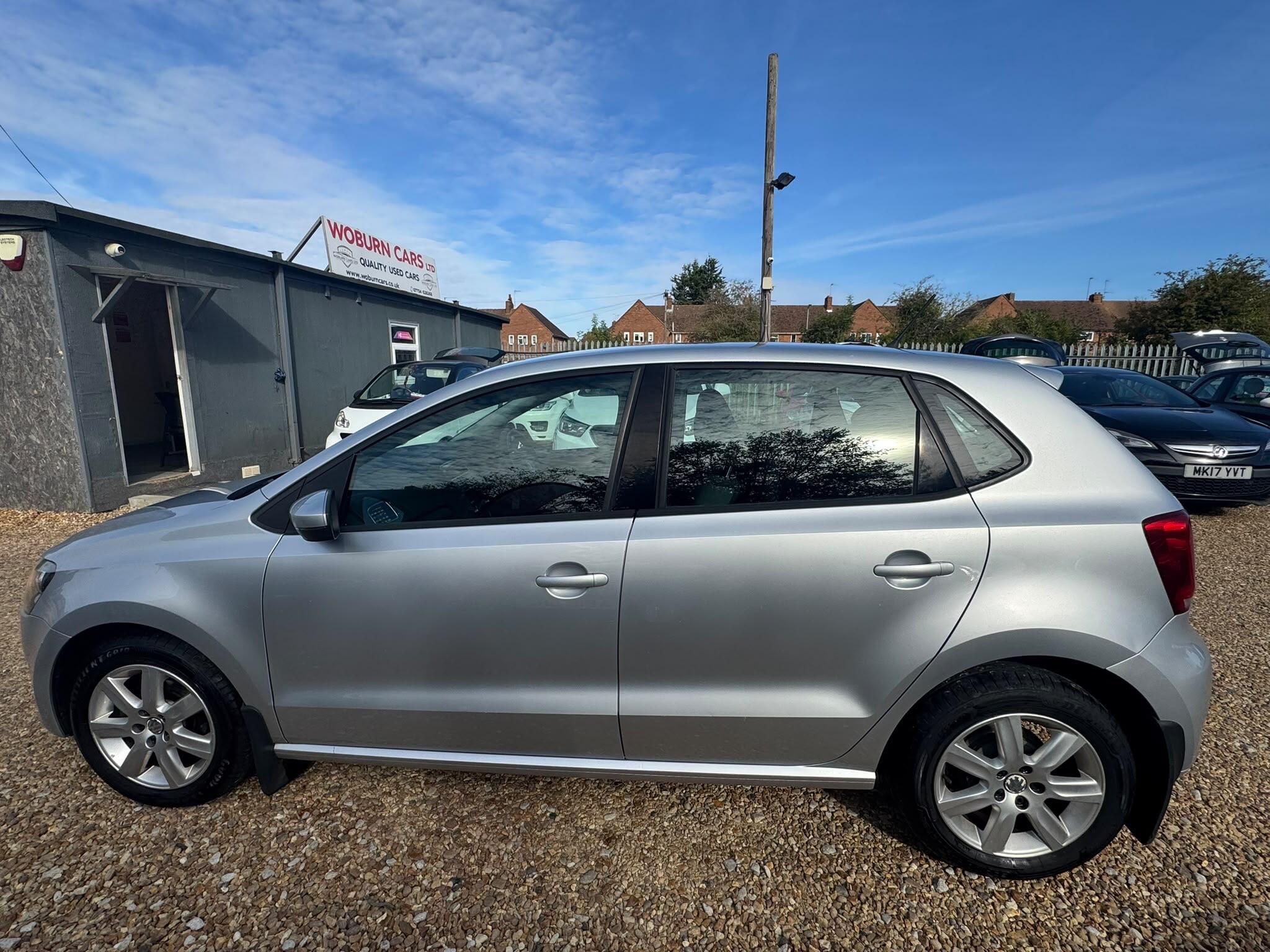 Volkswagen Polo view 8