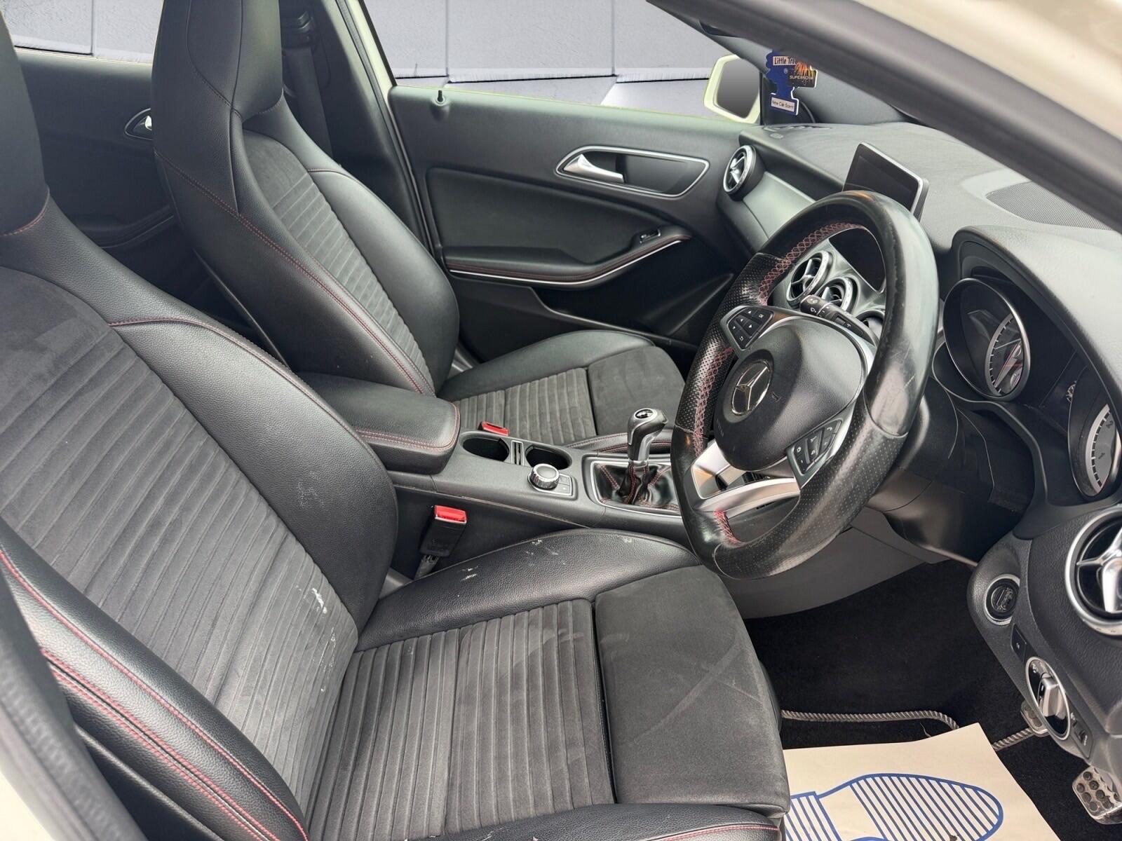 Mercedes-Benz GLA view 10