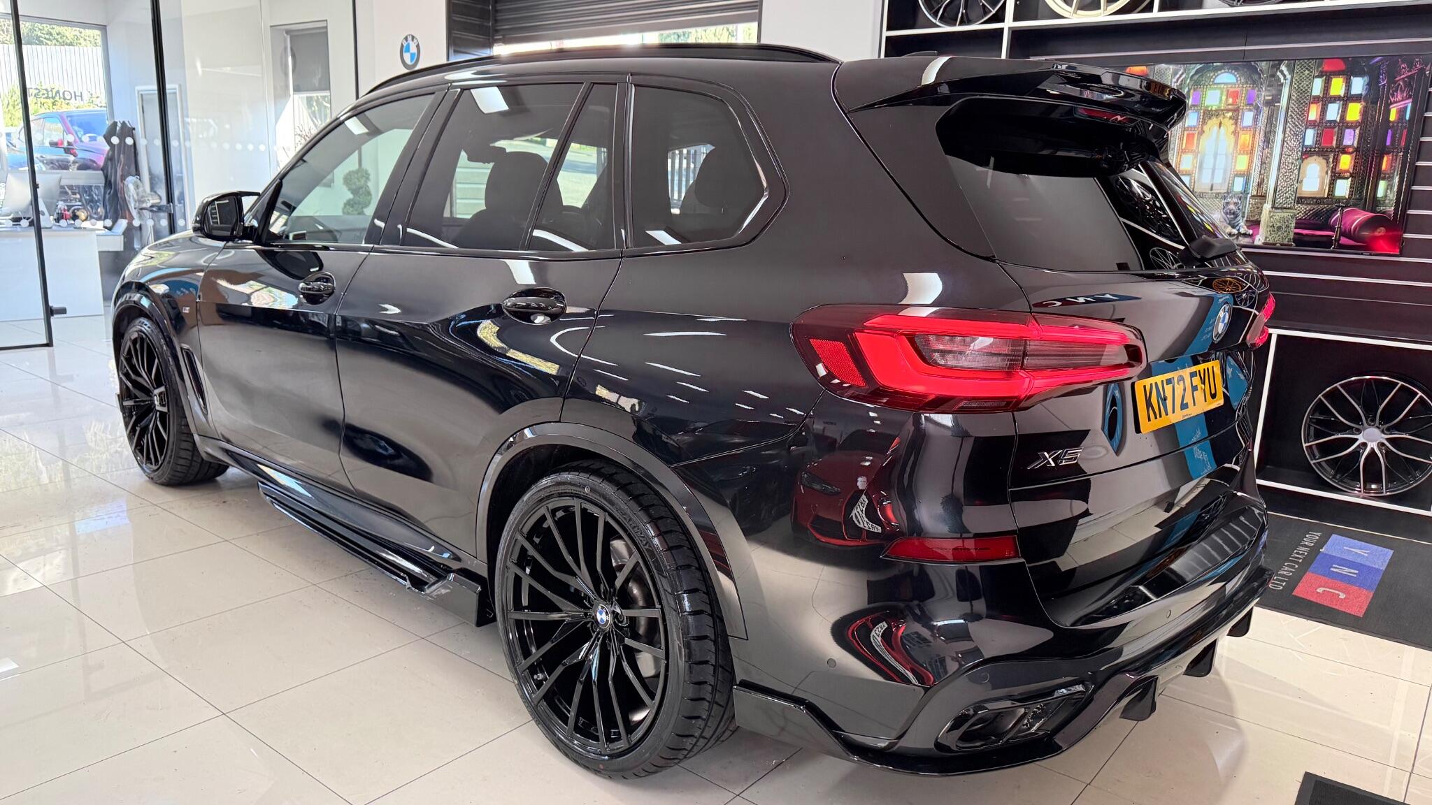 BMW X5 view 45