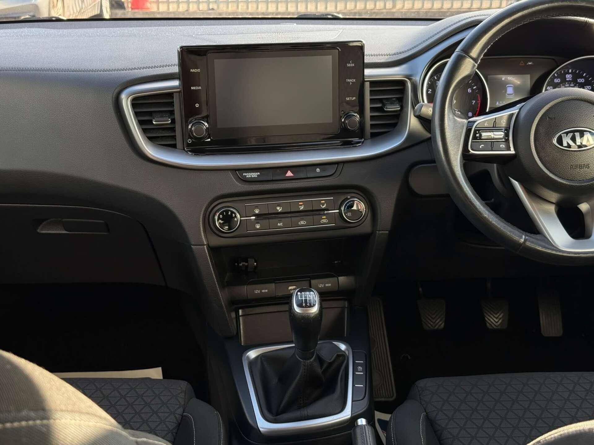 Kia Xceed view 41