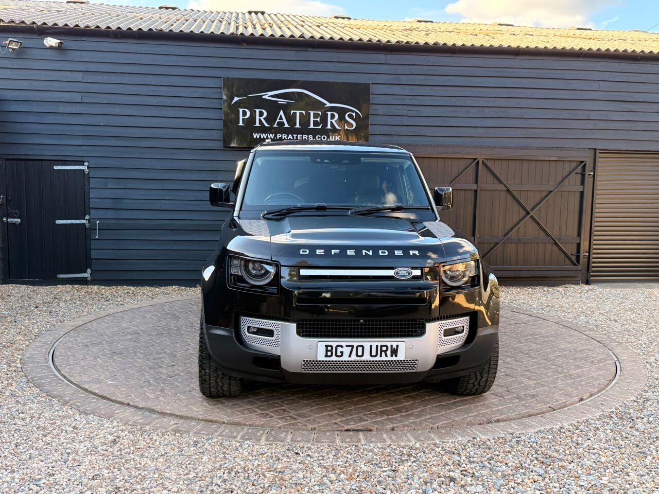 Land Rover Defender view 5