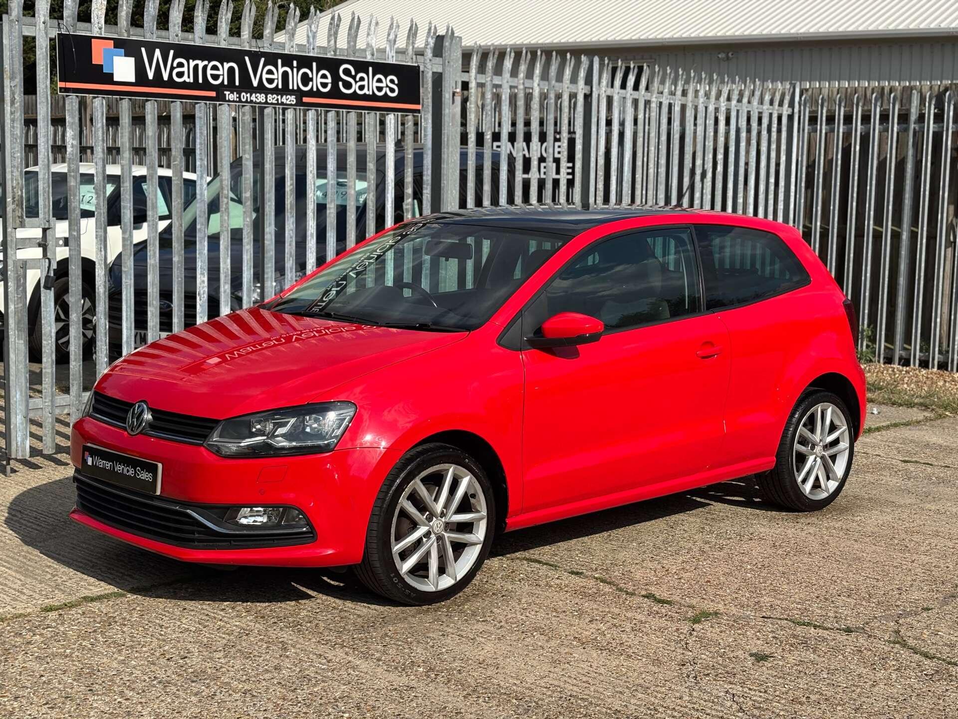 Volkswagen Polo view 2