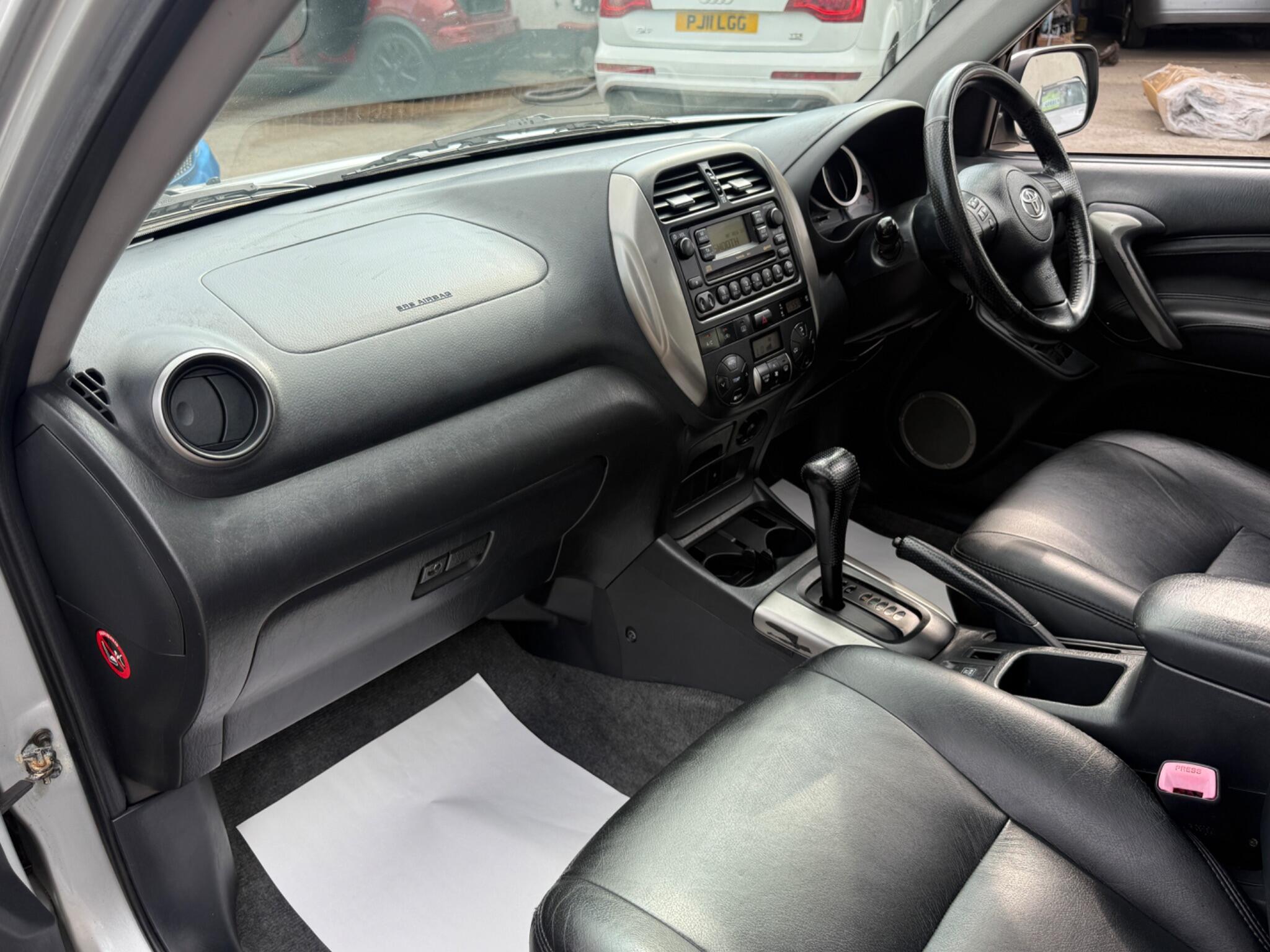Toyota {Other Models} - Image 41