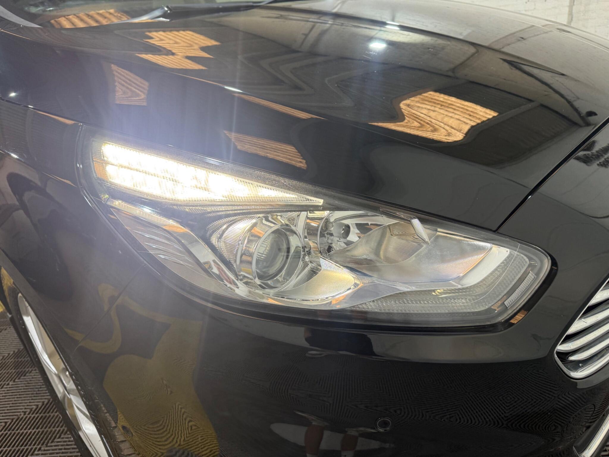 Ford S-Max view 58