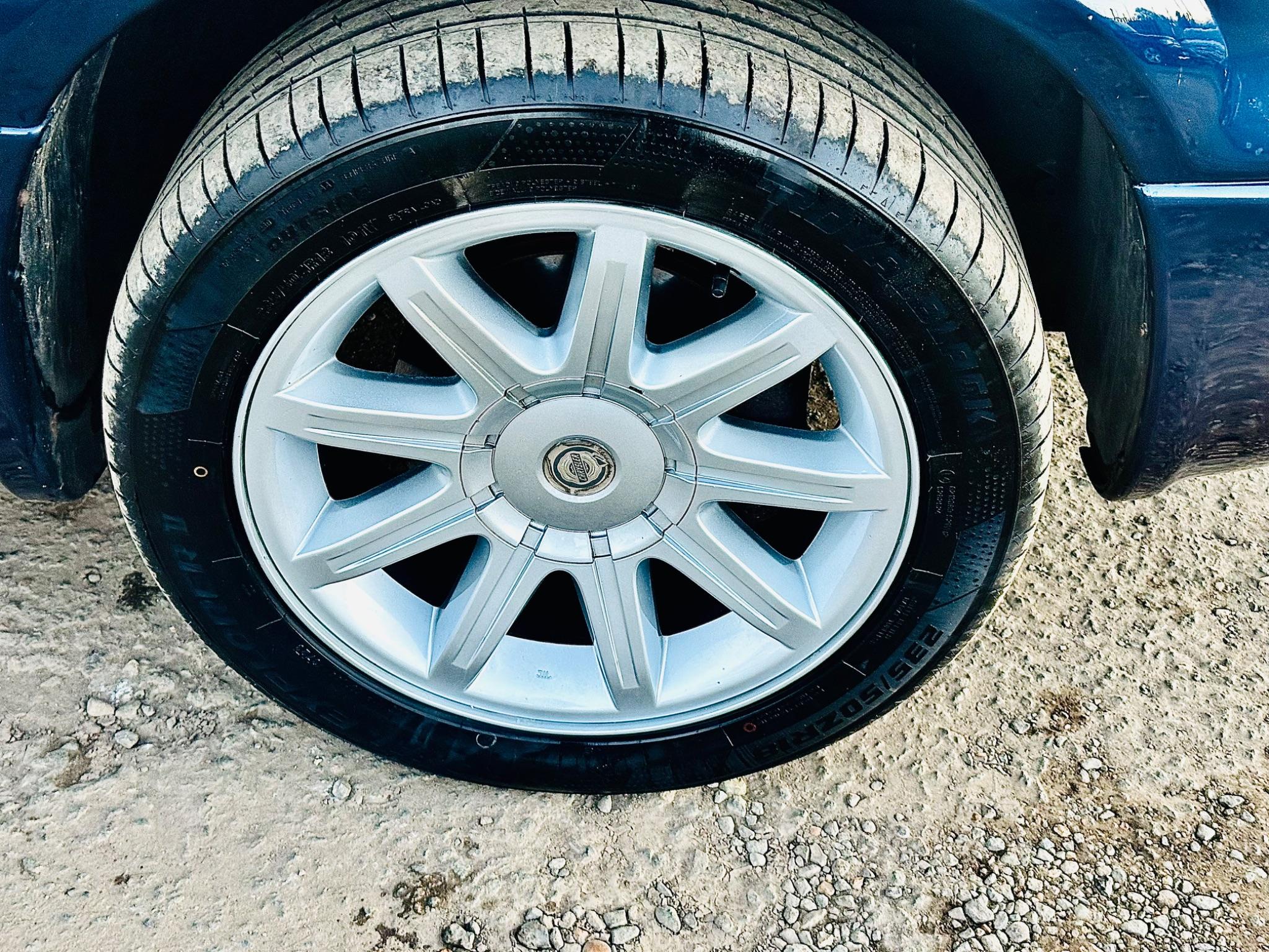 Chrysler Grand Voyager view 10