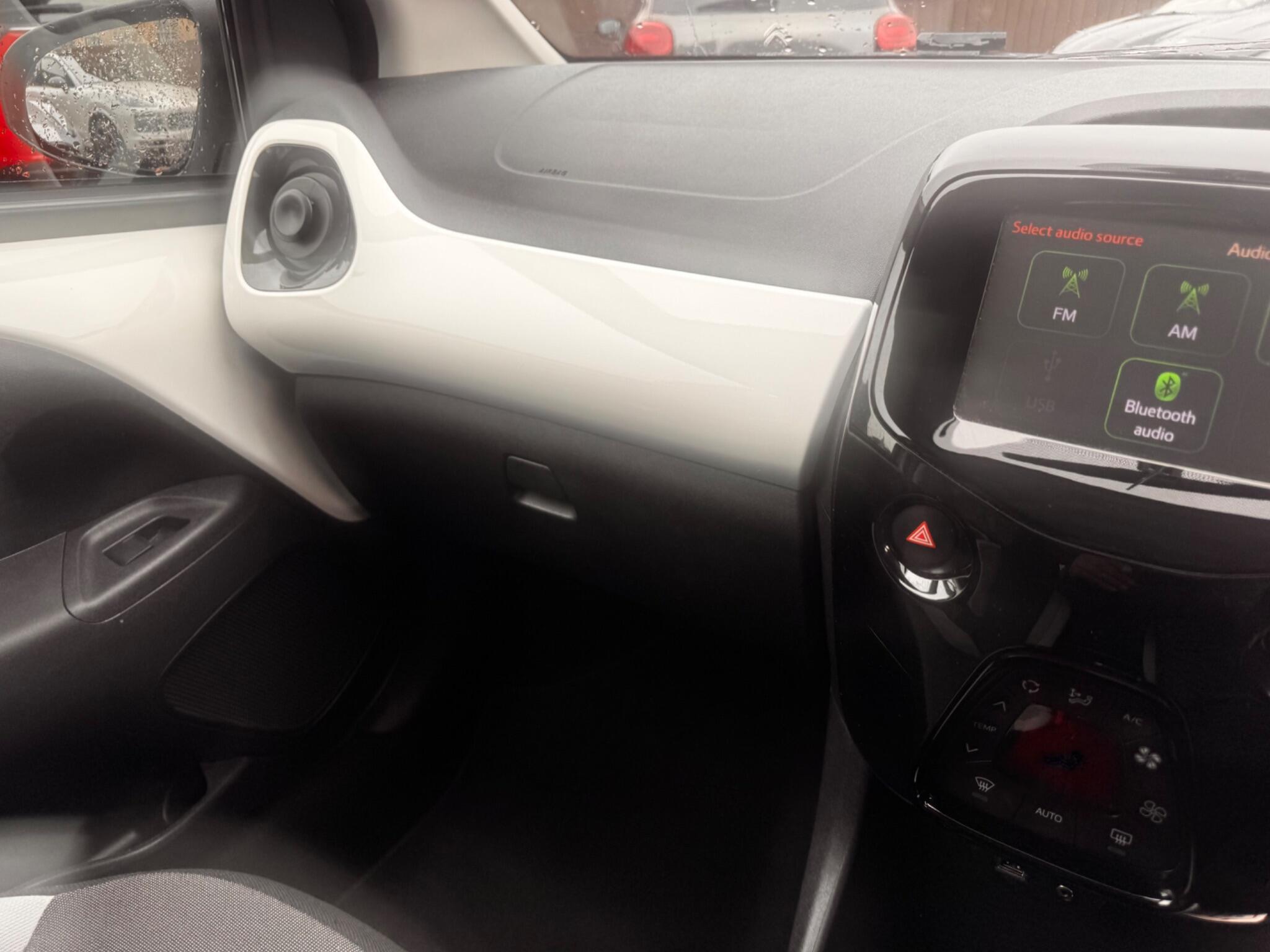 Toyota Aygo view 22