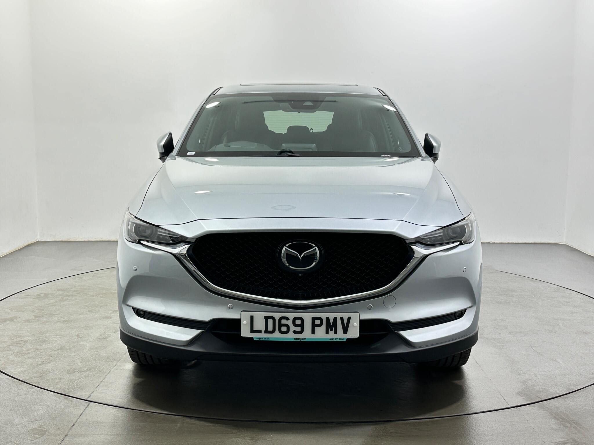 Mazda CX-5 view 3