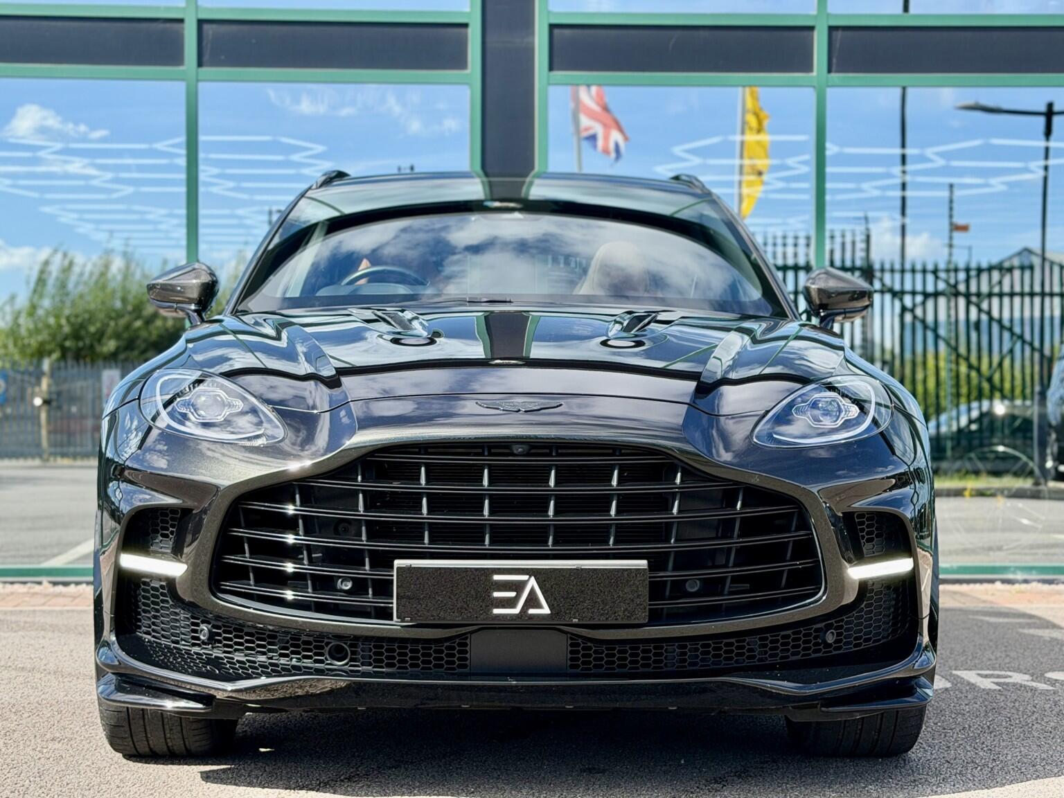 Aston Martin DBX view 5