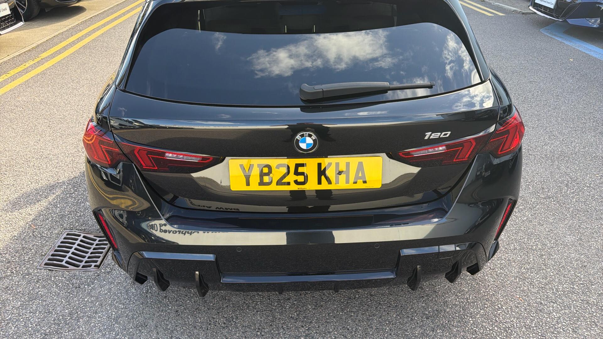 BMW 1 Series view 47