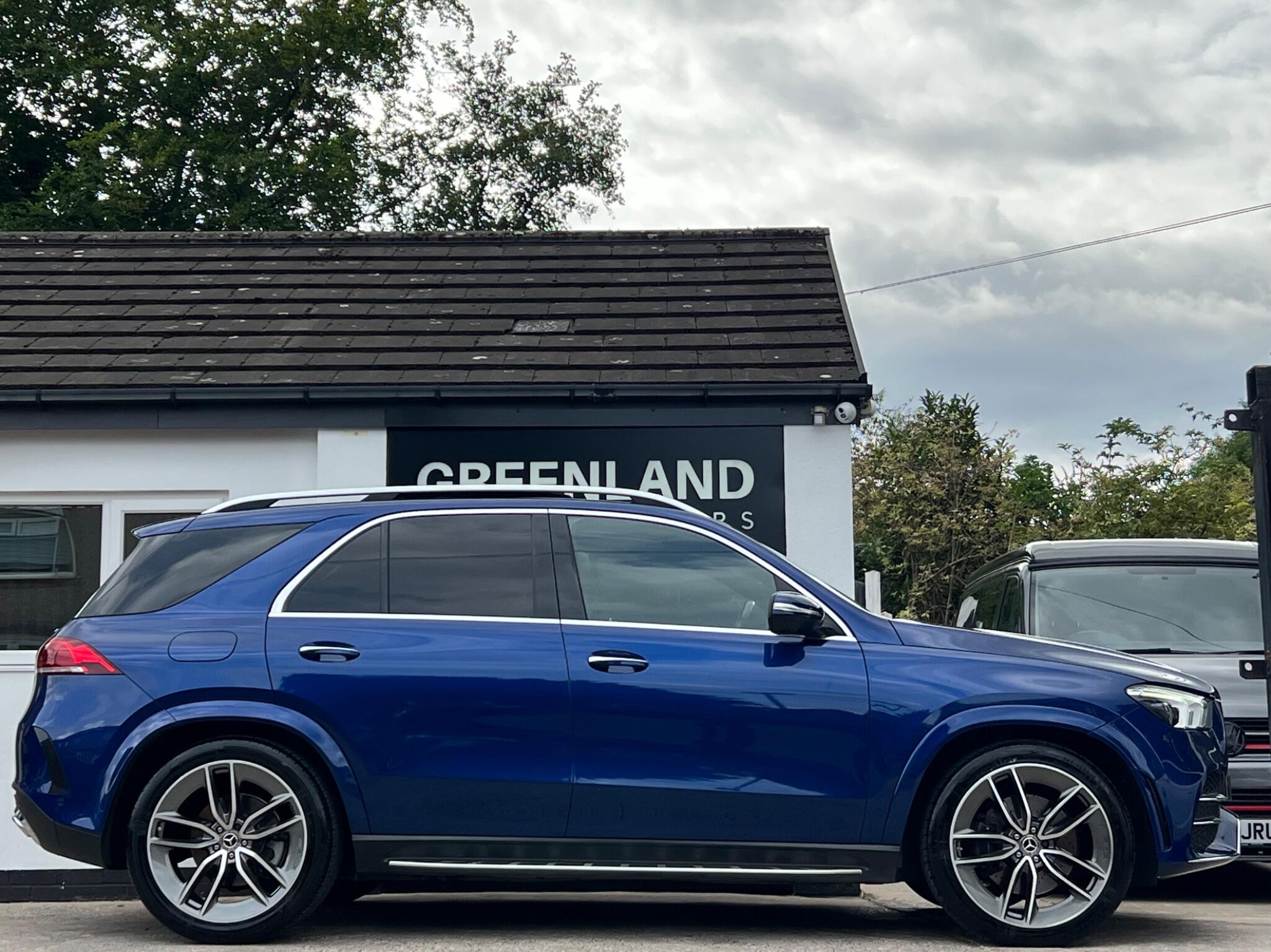 Mercedes-Benz GLE view 22