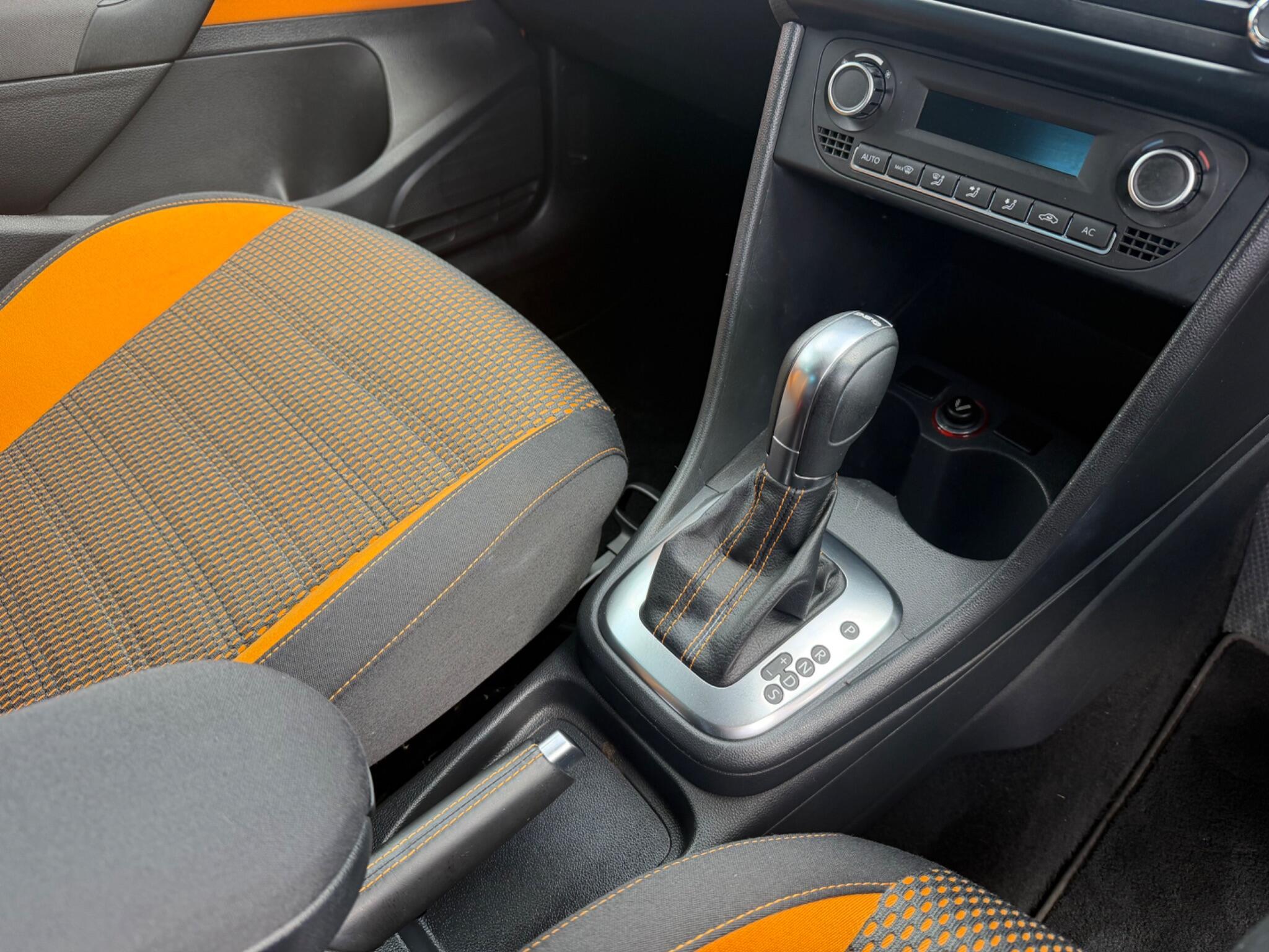 Volkswagen Polo view 20