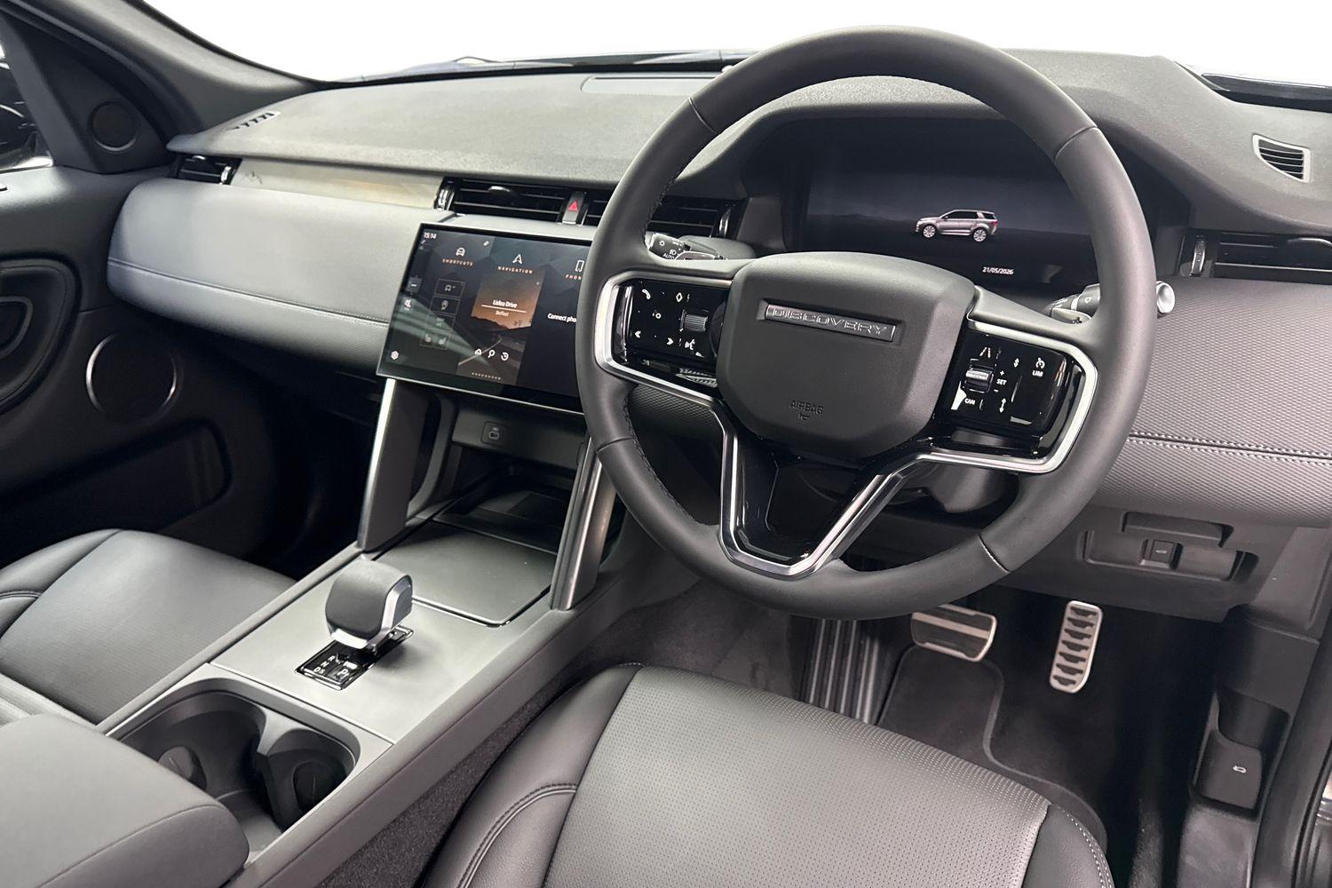 Land Rover Discovery Sport view 15