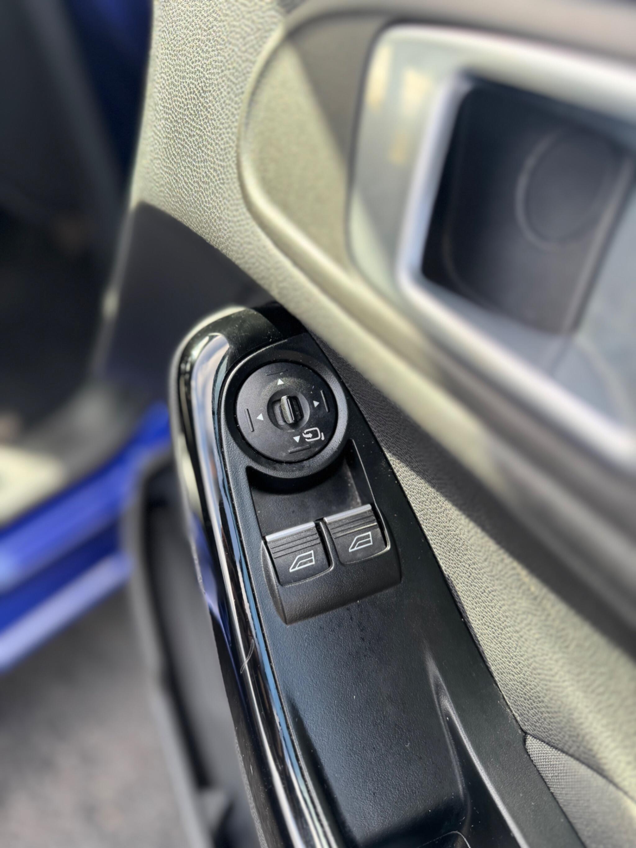 2015 Ford Fiesta 1.6 Titanium Powershift Euro 6 5dr image 51