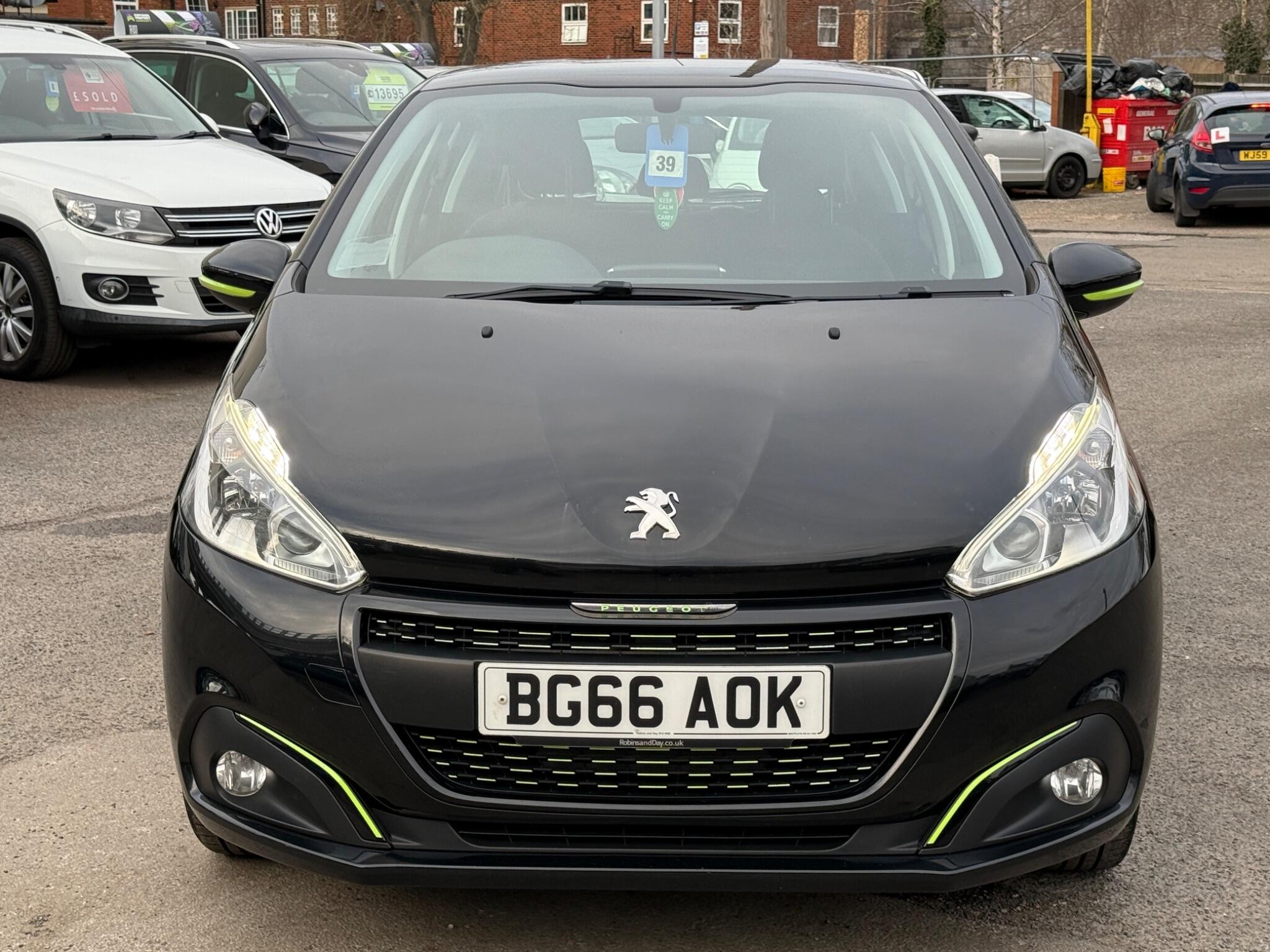 Peugeot 208 - Image 7