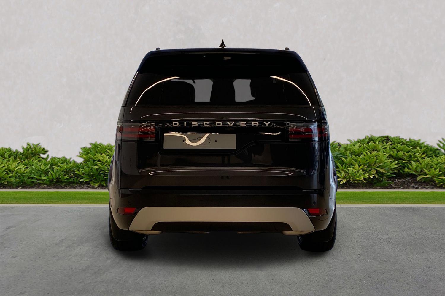 Land Rover Discovery view 5
