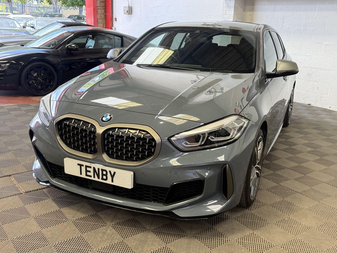 BMW 1 Series view 5
