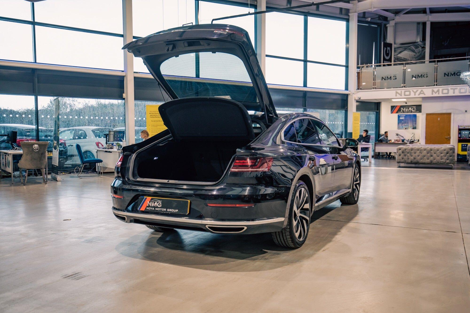 Volkswagen Arteon view 33