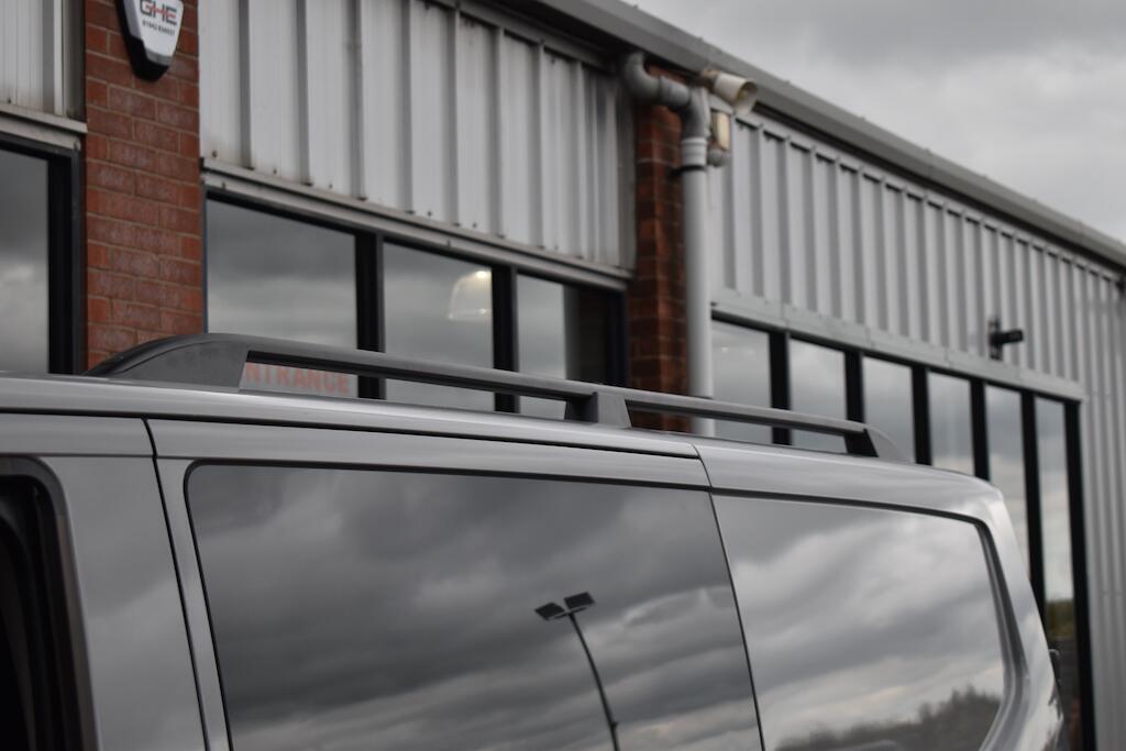 Ford Transit Custom view 26