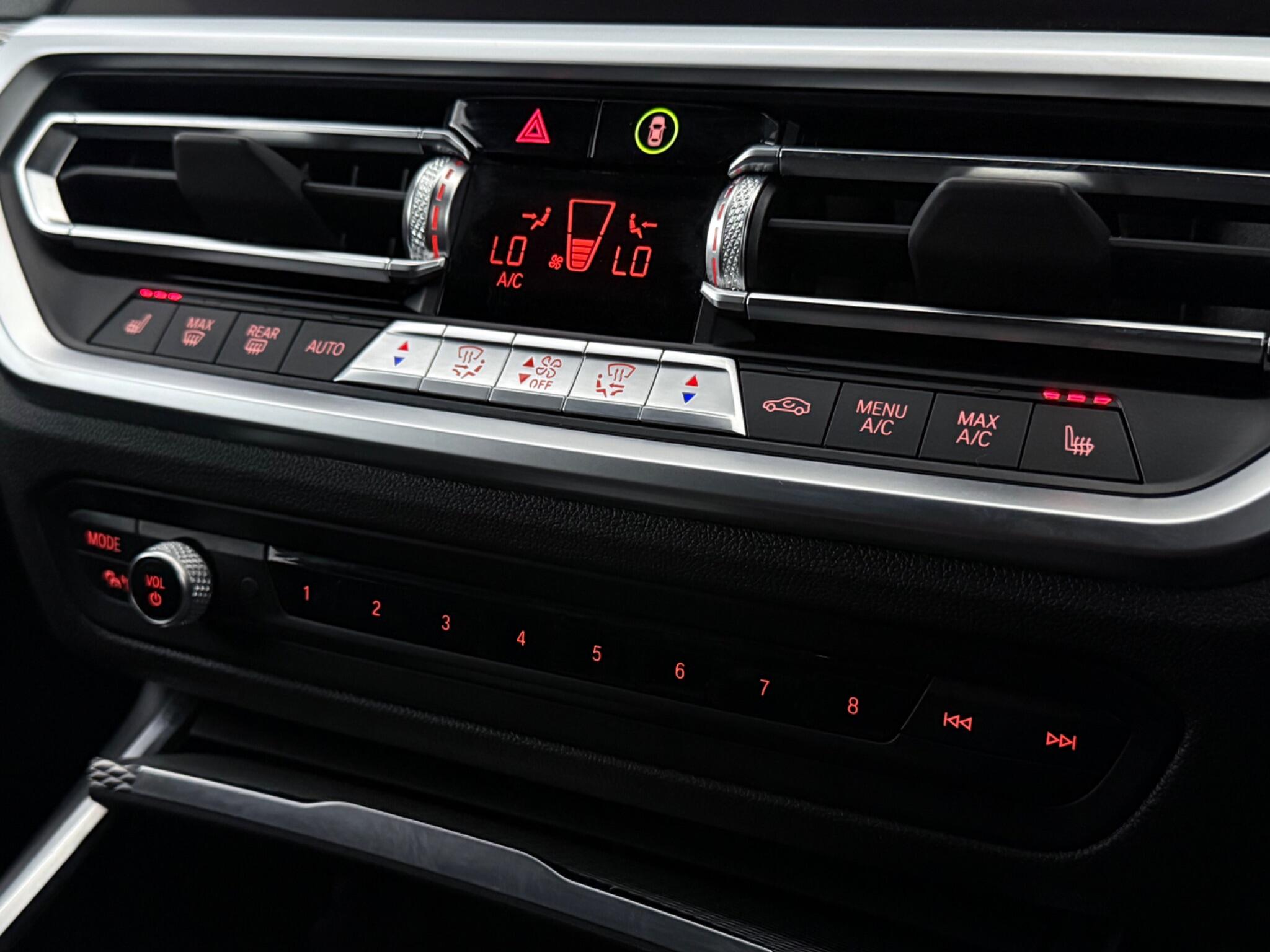 BMW 3 Series view 31