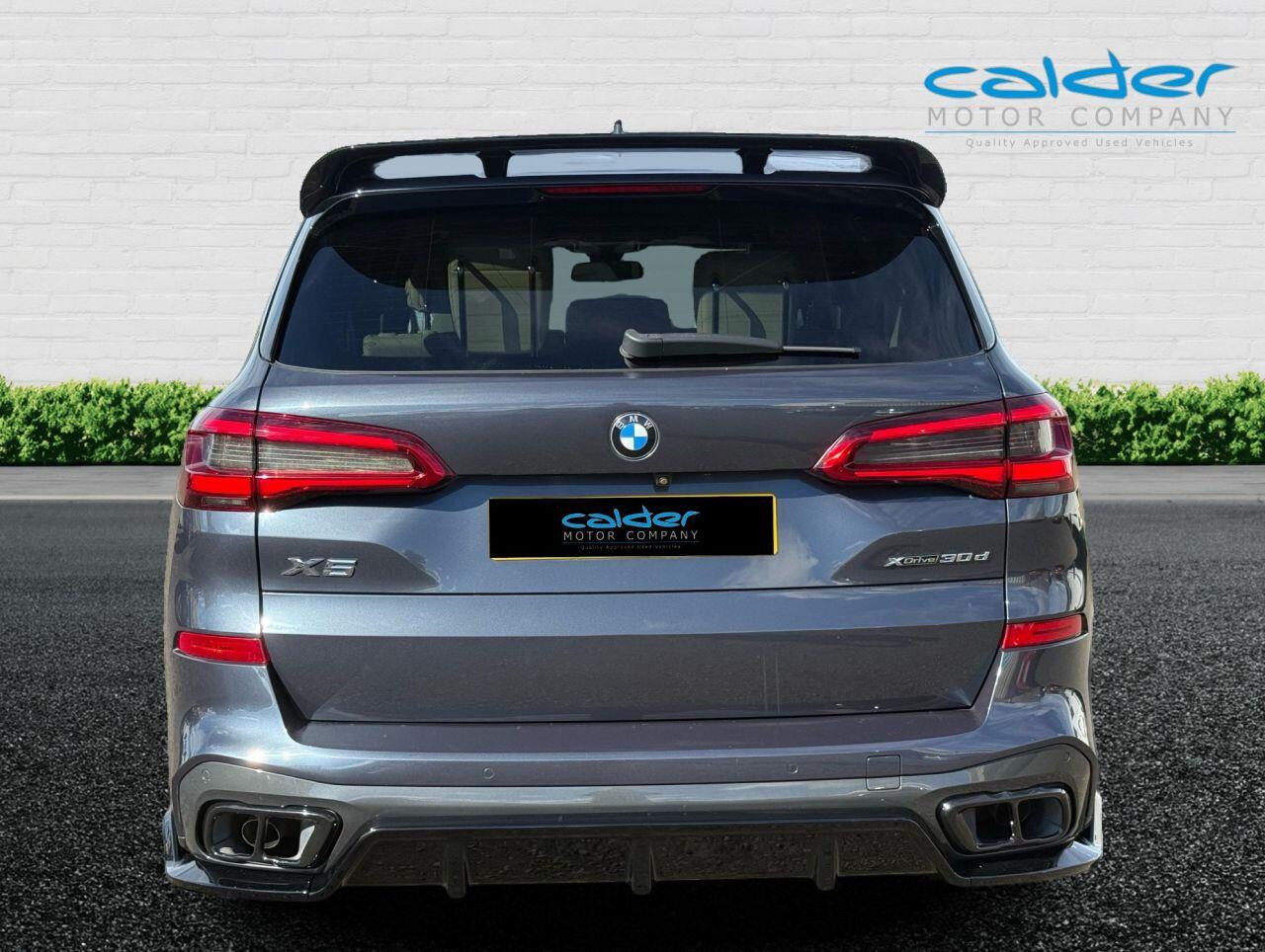 BMW X5 view 15