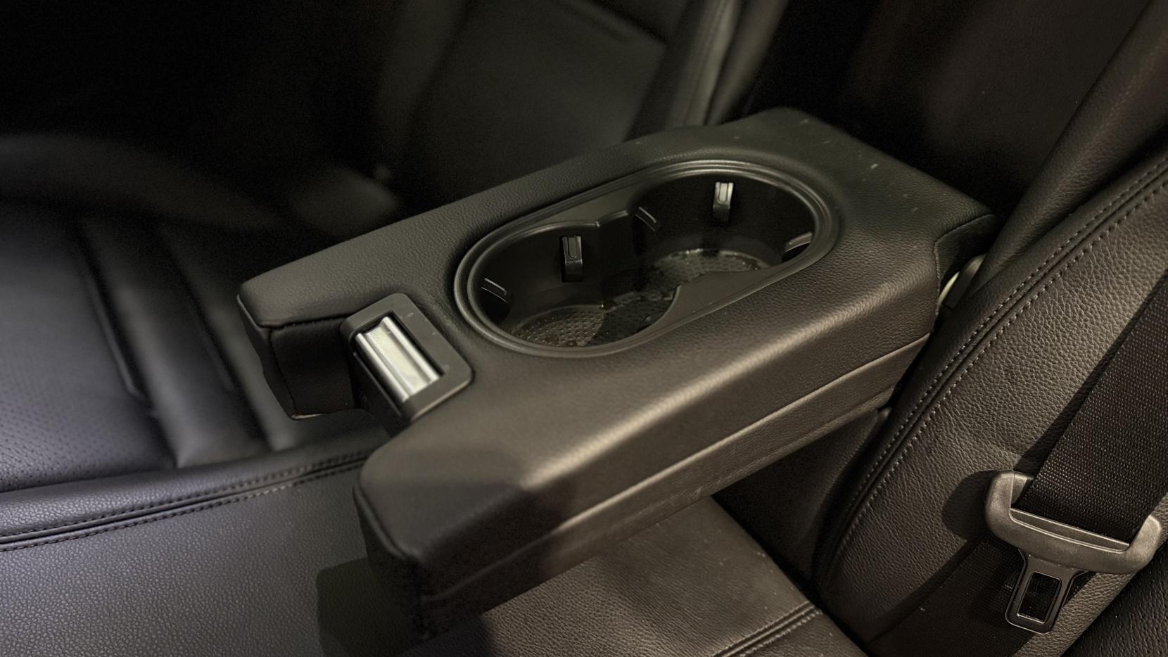 Porsche Panamera view 12