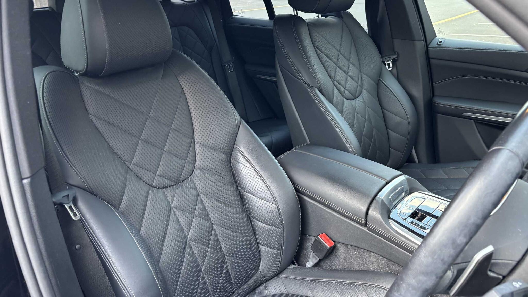 BMW X5 view 12