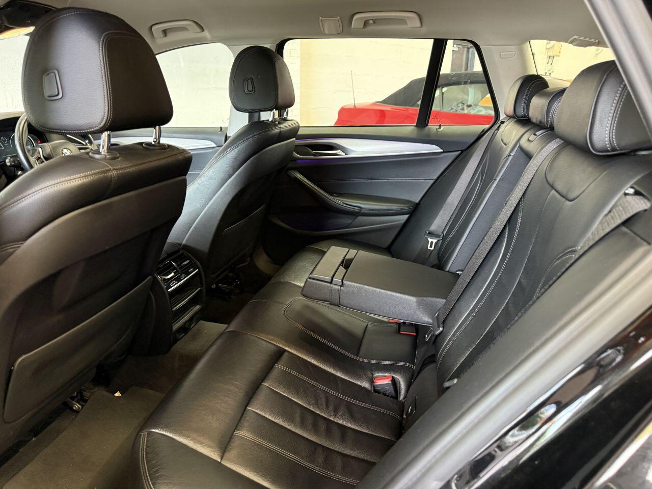 BMW 5 Series view 68