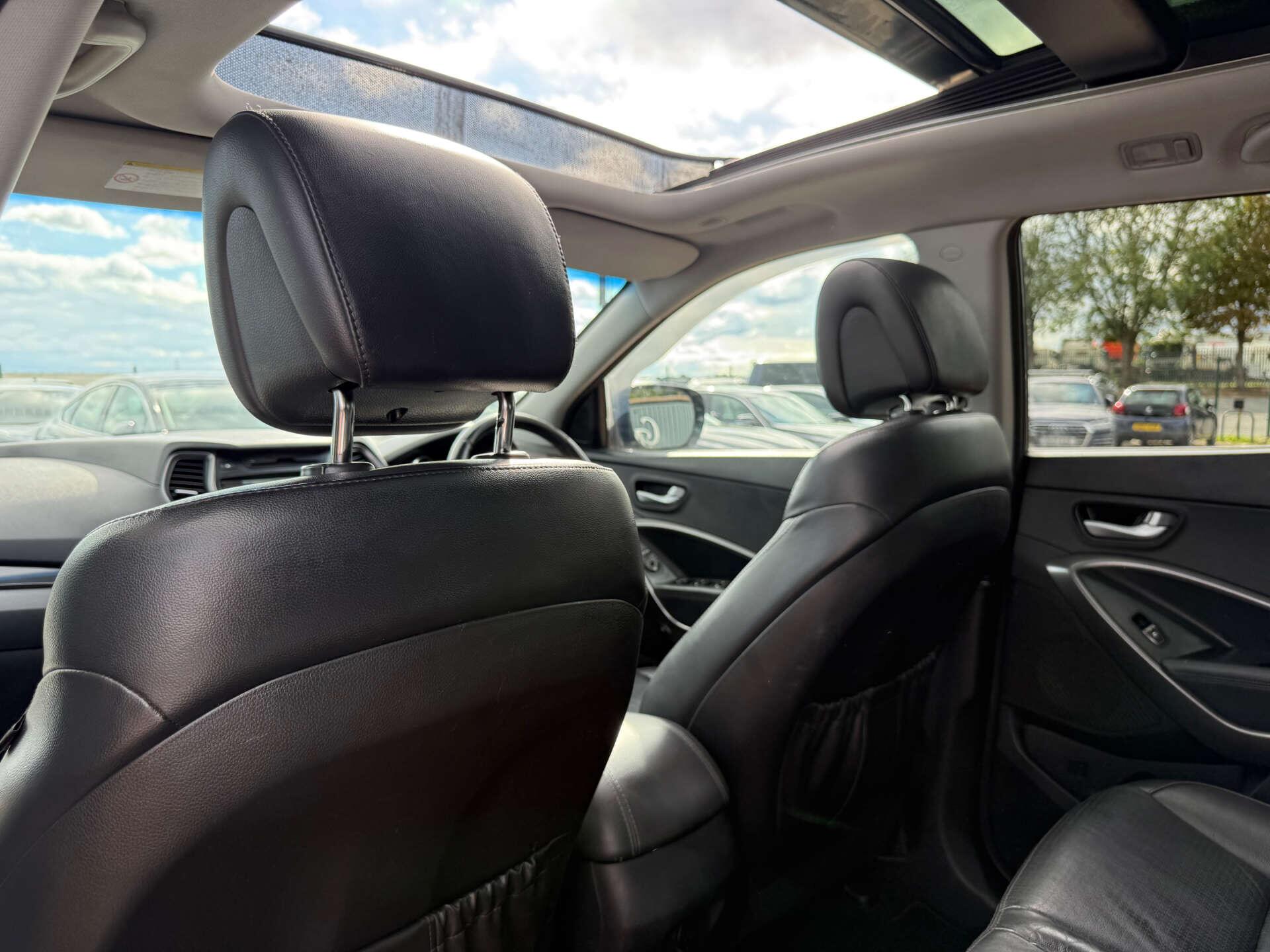 Hyundai Santa FE view 72