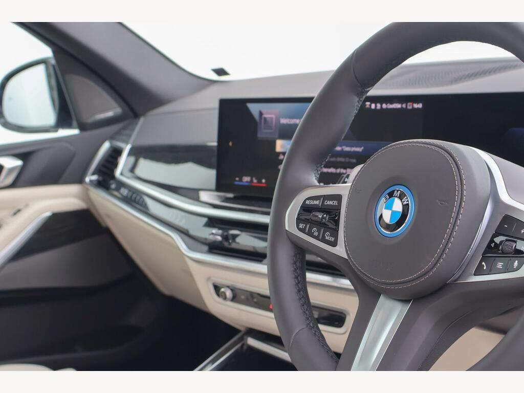 BMW X5 view 15