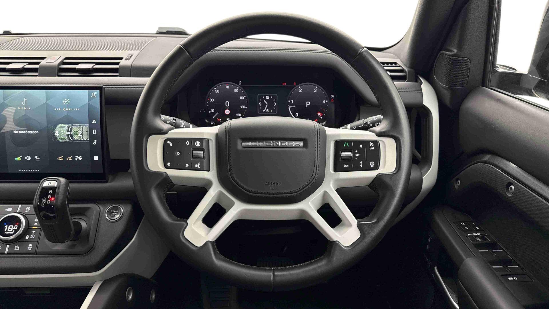 Land Rover Defender view 15