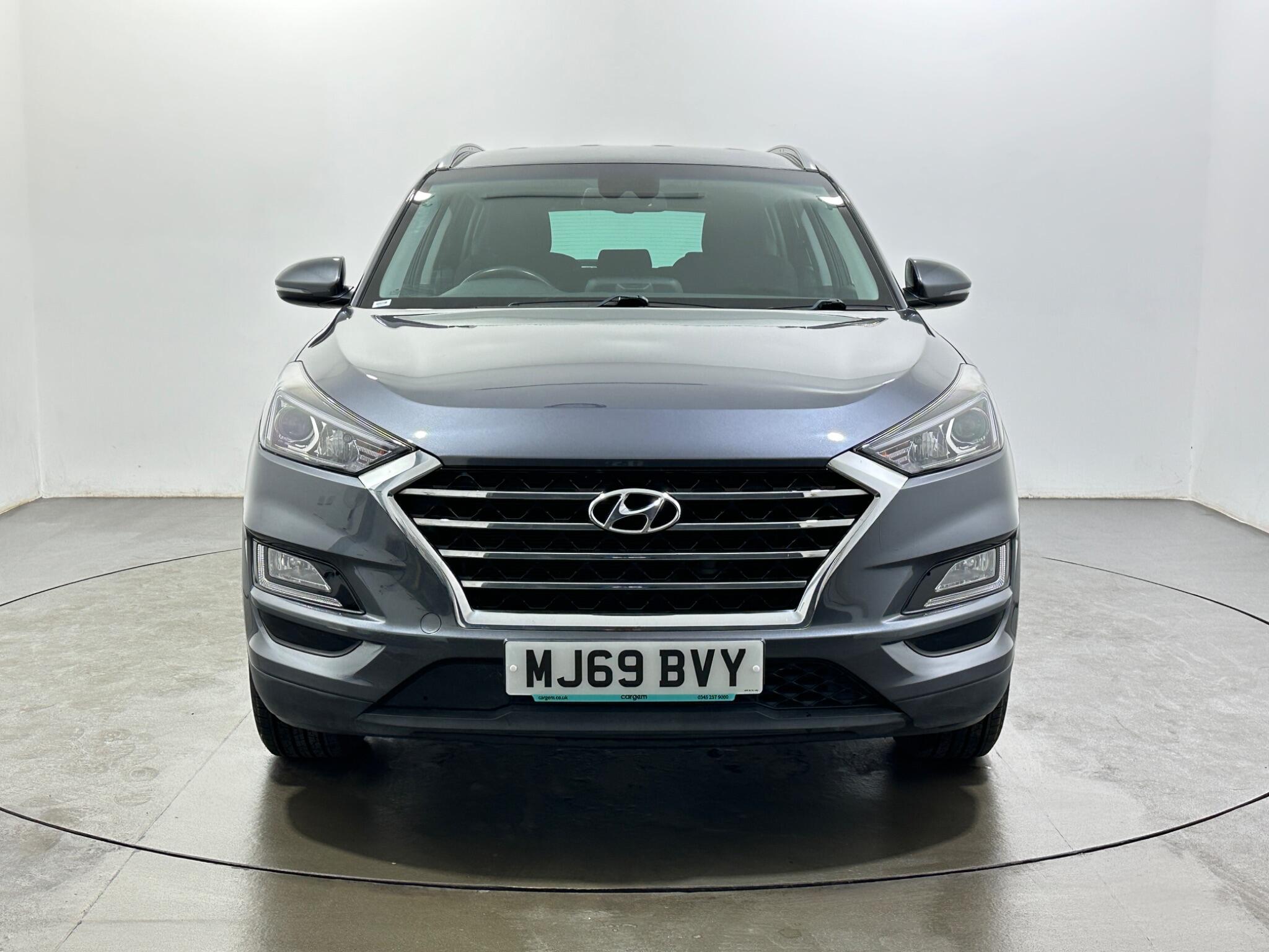 Hyundai Tucson view 3