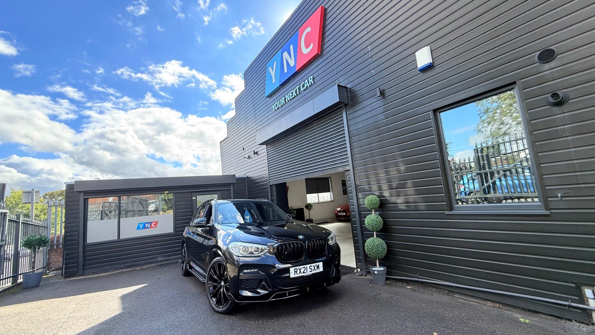BMW X3 view 6