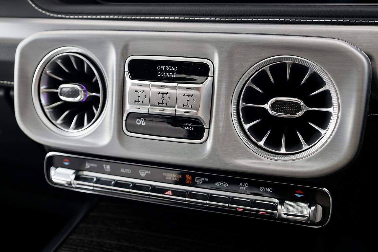 Mercedes-Benz G Class view 17