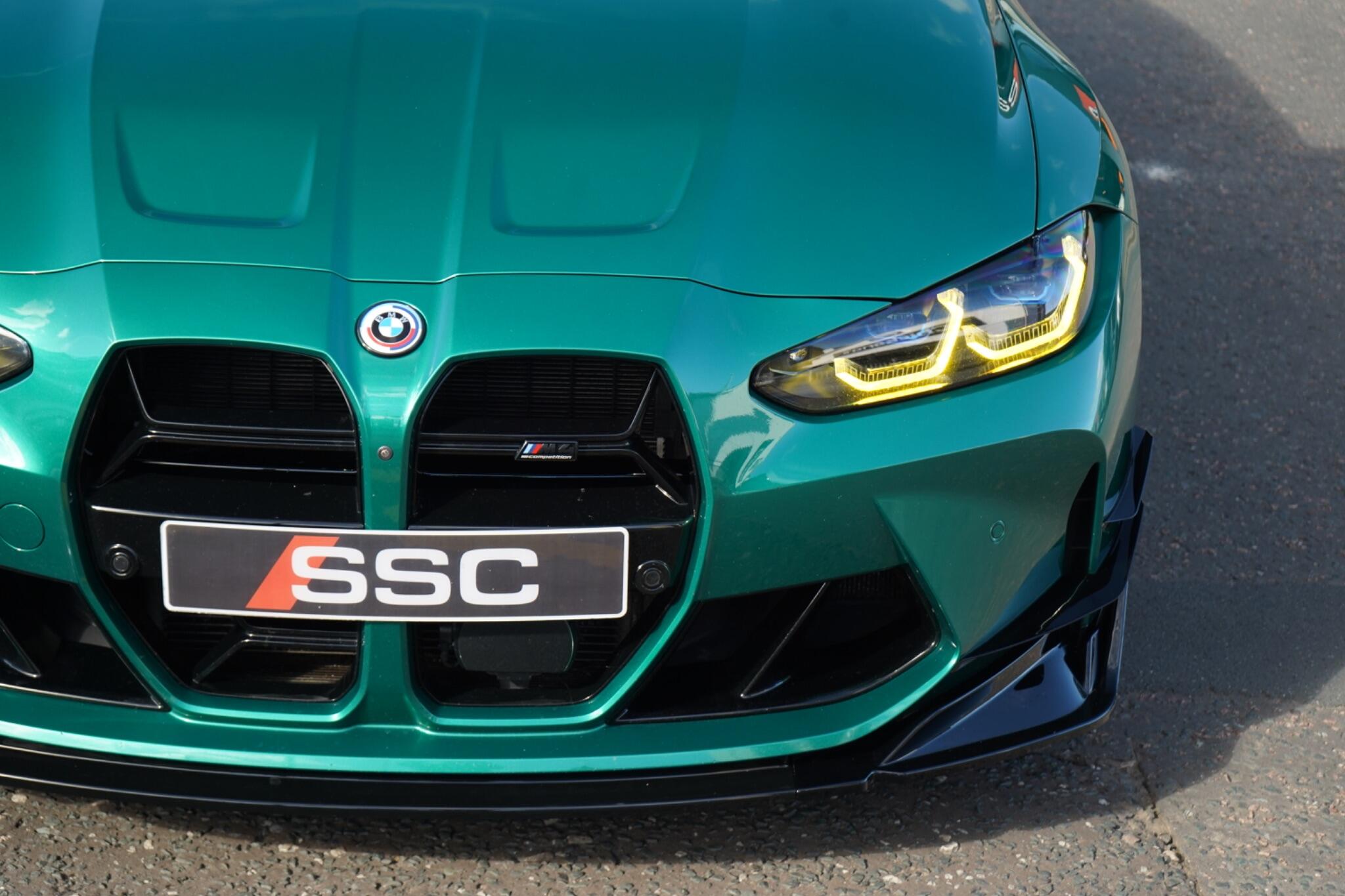 BMW M4 view 7