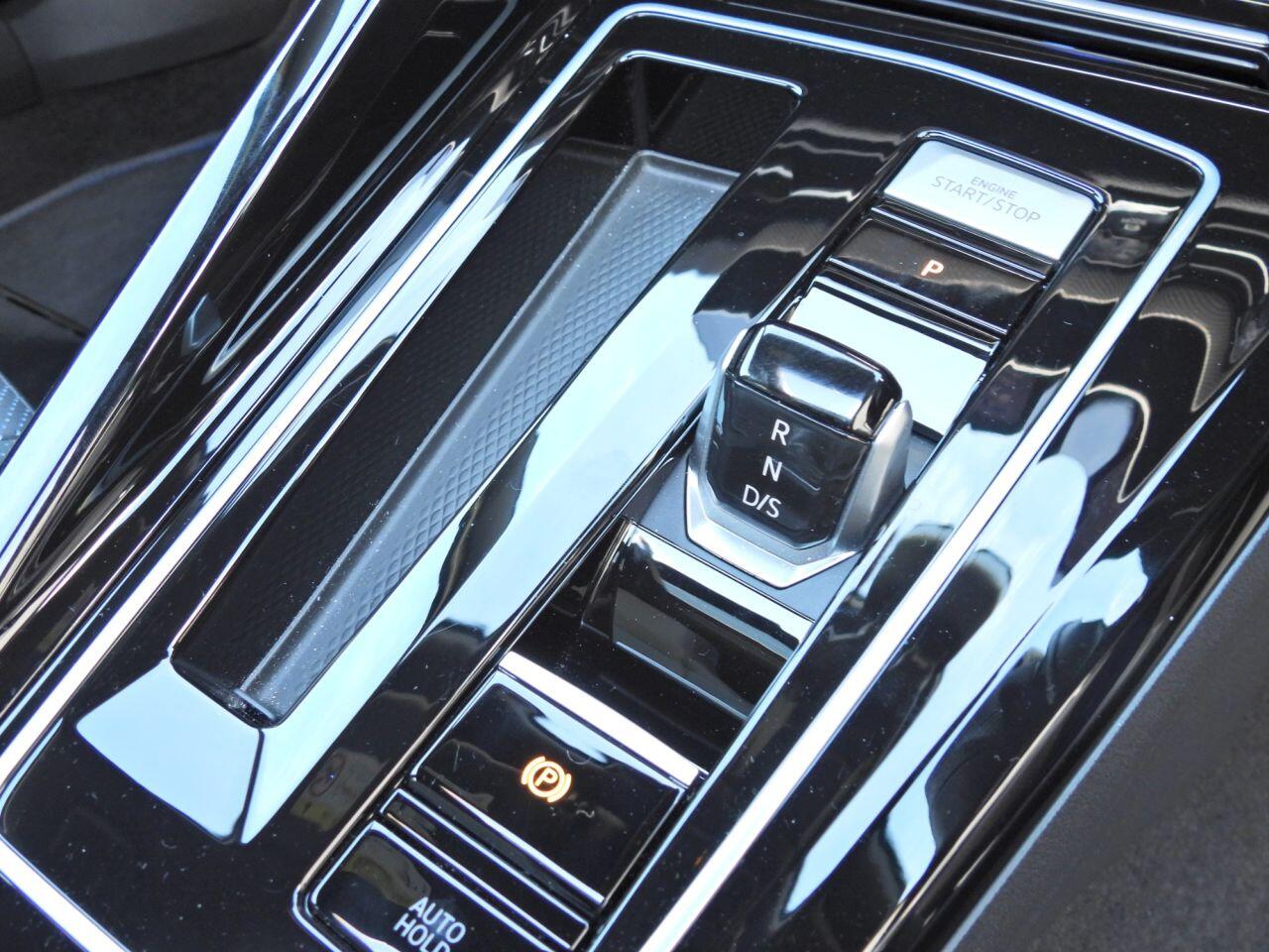 Volkswagen Golf view 52