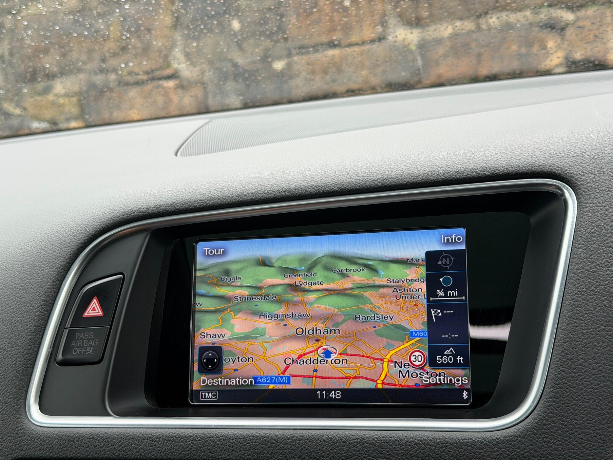 Audi SQ5 view 31