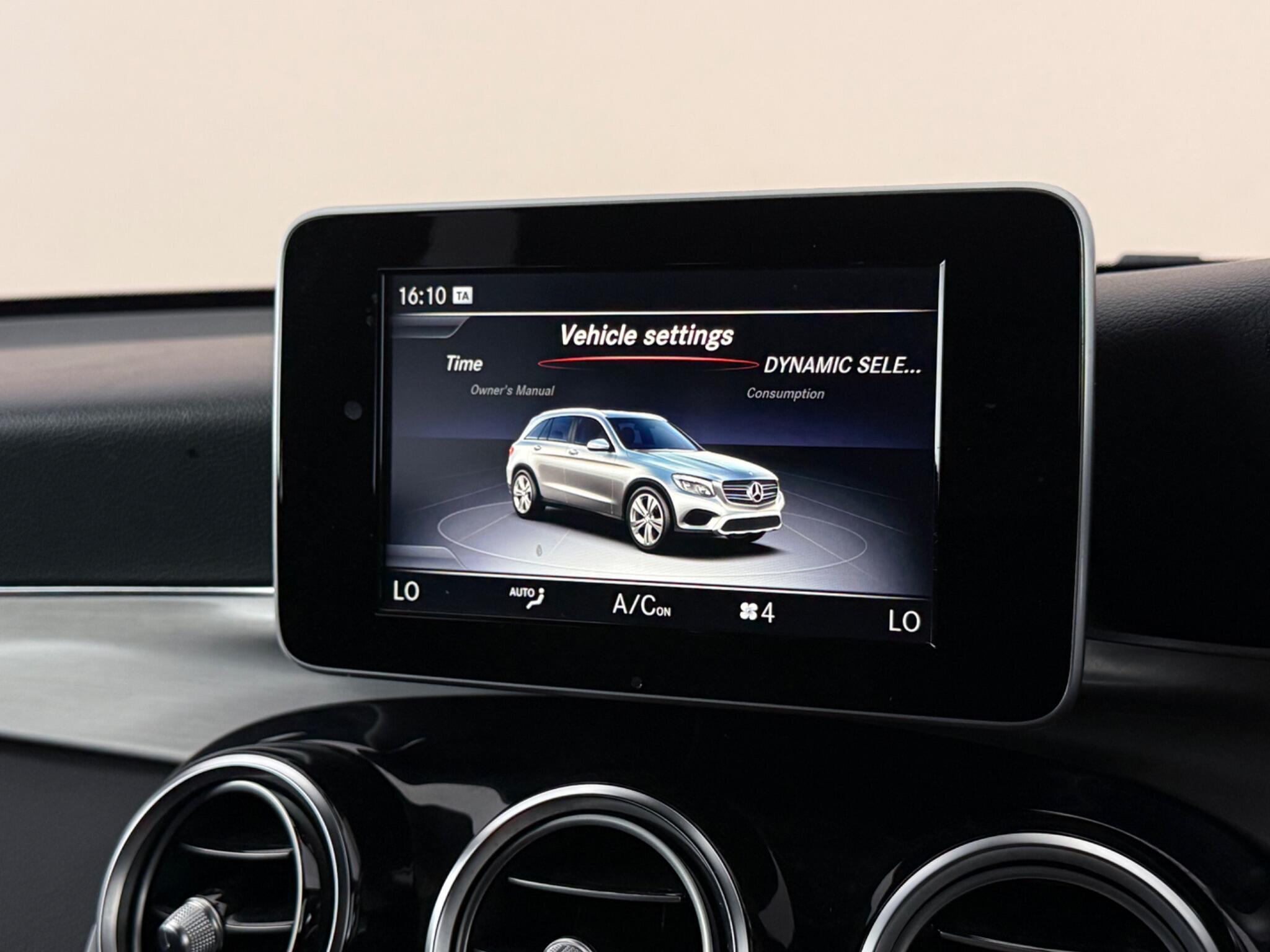 Mercedes-Benz GLC view 36